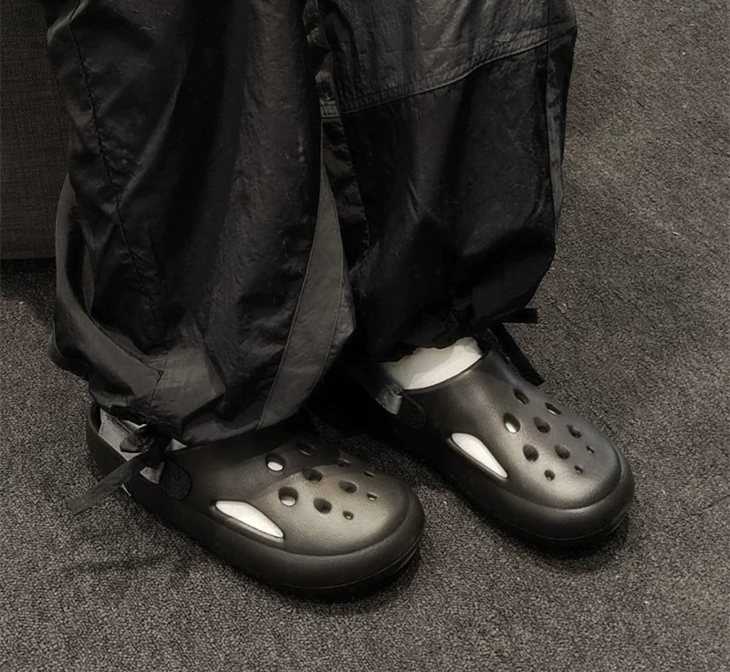 图片[9]-乔D新款儿童大小童洞洞凉鞋 尺码：22-35码 专柜同步新款🆕 洞洞凉鞋设计，透气舒适☁️ 一体成型EVA，超轻超好穿✌🏻 小童松紧带，大童织带设计 鞋底也大小童区分，匠心打造❤️-选品中心