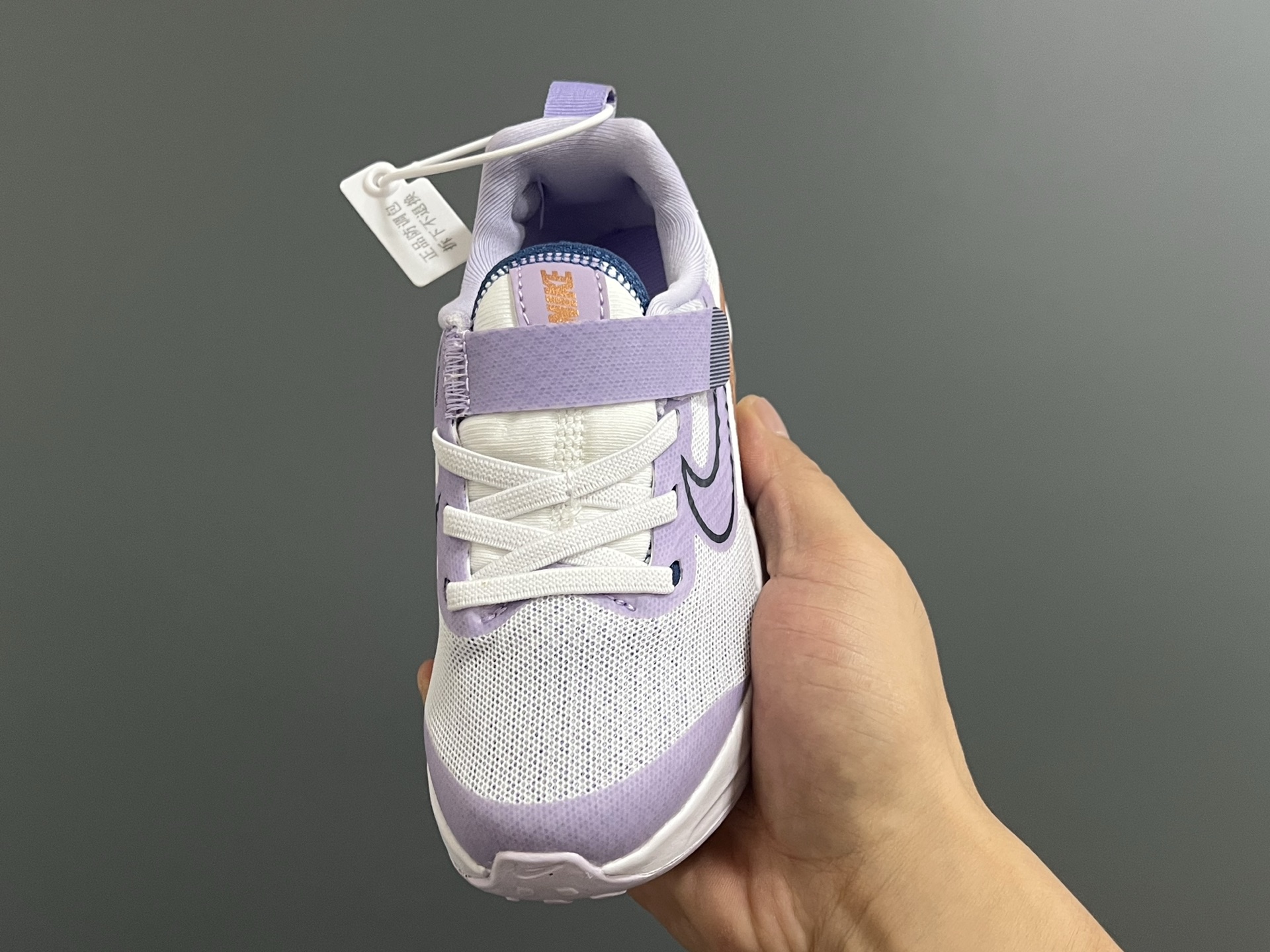 图片[3]-NK 新款ZOOM气垫亲子运动鞋 尺码：27-39码 专柜同步新品🆕 ZOOM气垫后跟，脚感不言而喻✌🏻 魔术贴➕松紧带，轻松调节✔️ 透气性针织鞋面，不怕闷脚丫☁️ 耐磨防滑大底，脚感十足👍🏻-选品中心