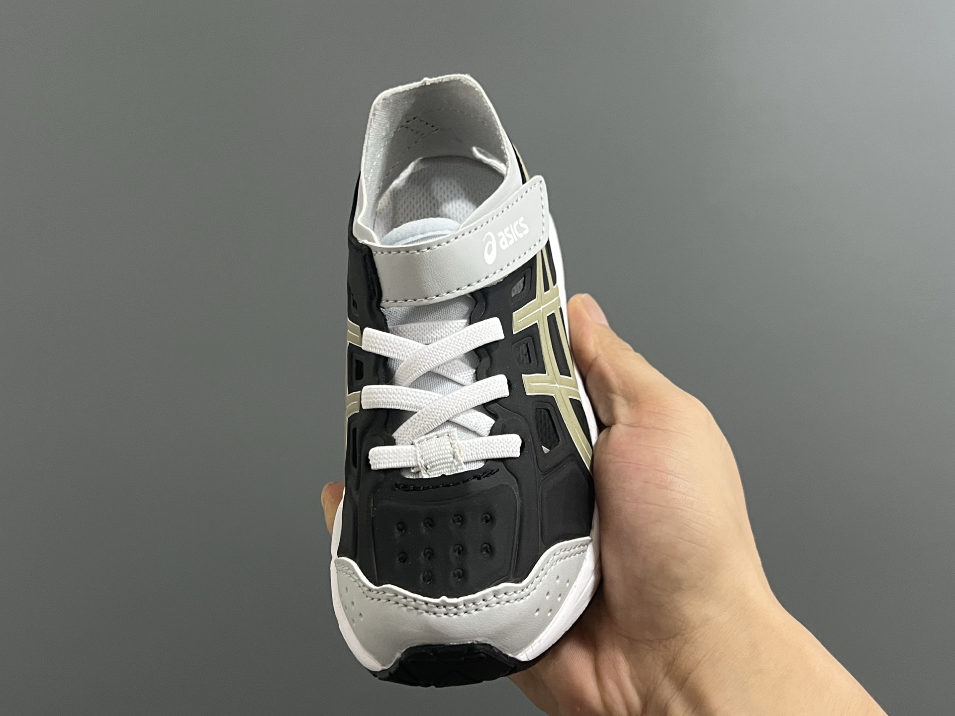 图片[3]-YSS新款XB儿童镂空魔术贴凉鞋 尺码：22-37码 小众的ASICS系列🔥 镂空设计，透气又舒适☁️ 魔术贴穿脱方便✌🏻 原装橡胶大底，耐磨耐穿✔️-选品中心