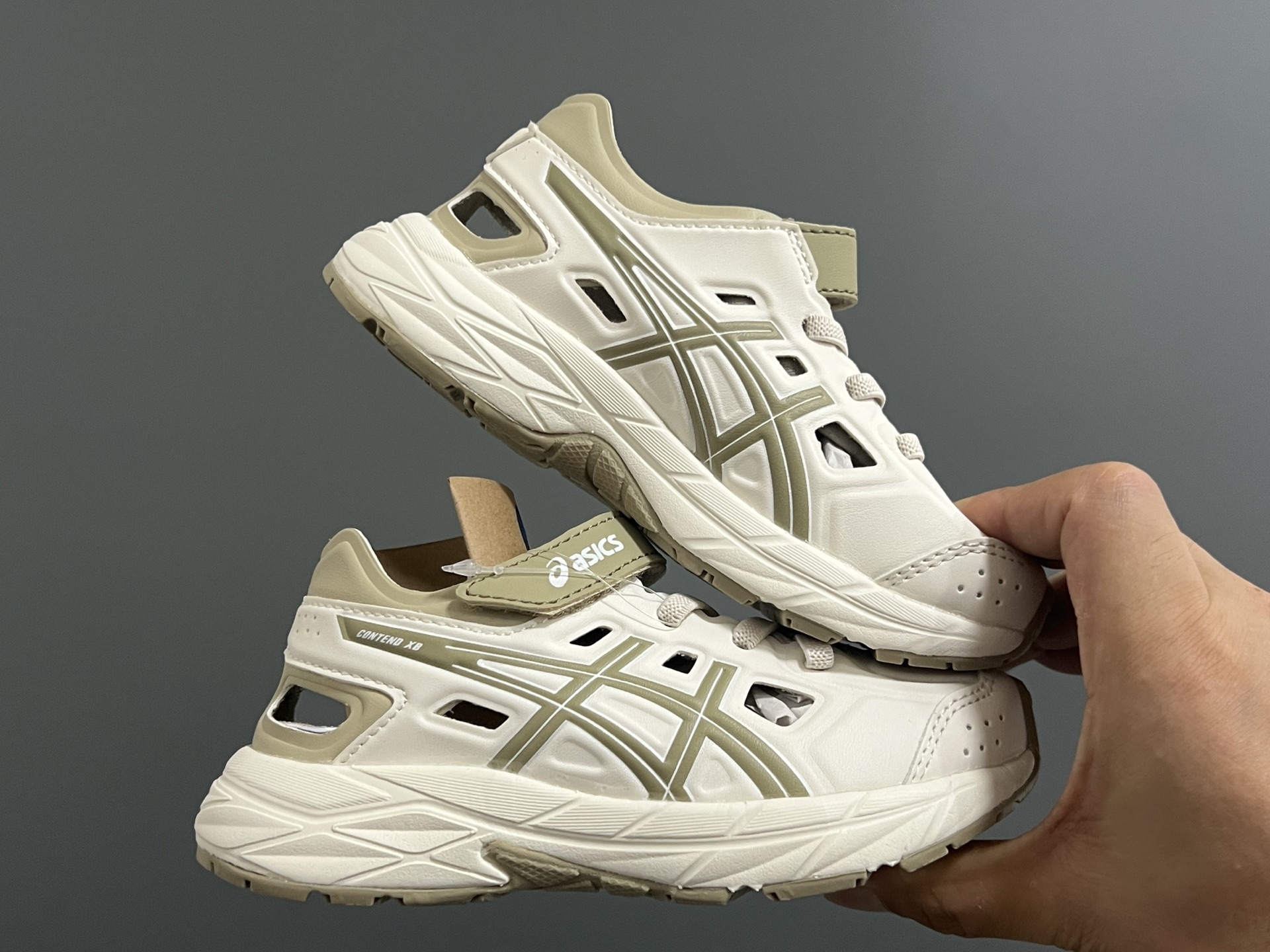 图片[9]-YSS新款XB儿童镂空魔术贴凉鞋 尺码：22-37码 小众的ASICS系列🔥 镂空设计，透气又舒适☁️ 魔术贴穿脱方便✌🏻 原装橡胶大底，耐磨耐穿✔️-选品中心