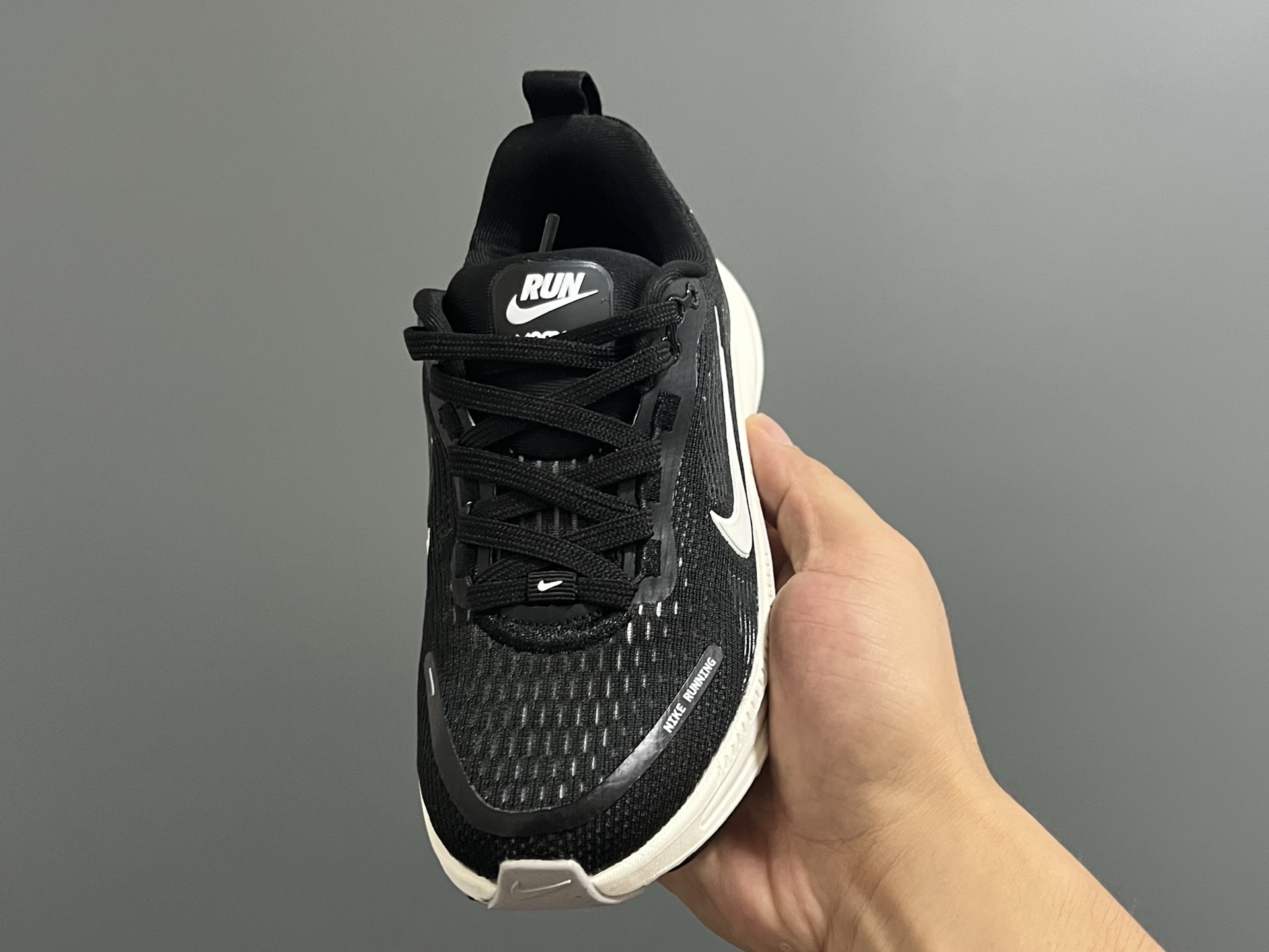 图片[3]-海外版NK新款迈柔儿童运动跑步鞋 尺码：28-37码 专柜同步新款🆕 优质面料拼接☁️ 透气又舒适✌🏻 原装耐磨防滑大底，满足日常运动需求👍🏻 开学超合适❤️-选品中心