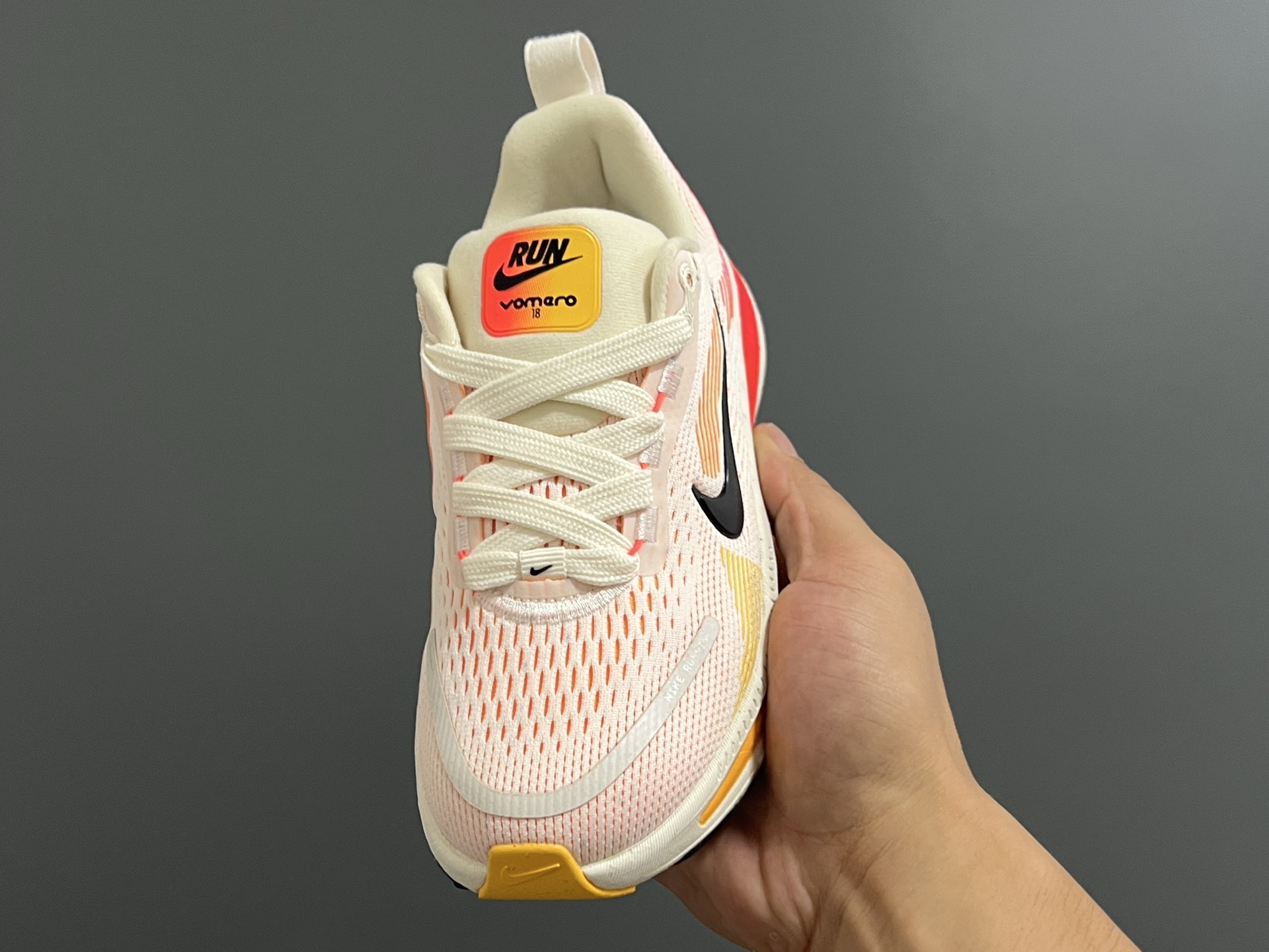 图片[3]-海外版NK新款迈柔儿童运动跑步鞋 尺码：28-37码 专柜同步新款🆕 优质面料拼接☁️ 透气又舒适✌🏻 原装耐磨防滑大底，满足日常运动需求👍🏻 开学超合适❤️-选品中心