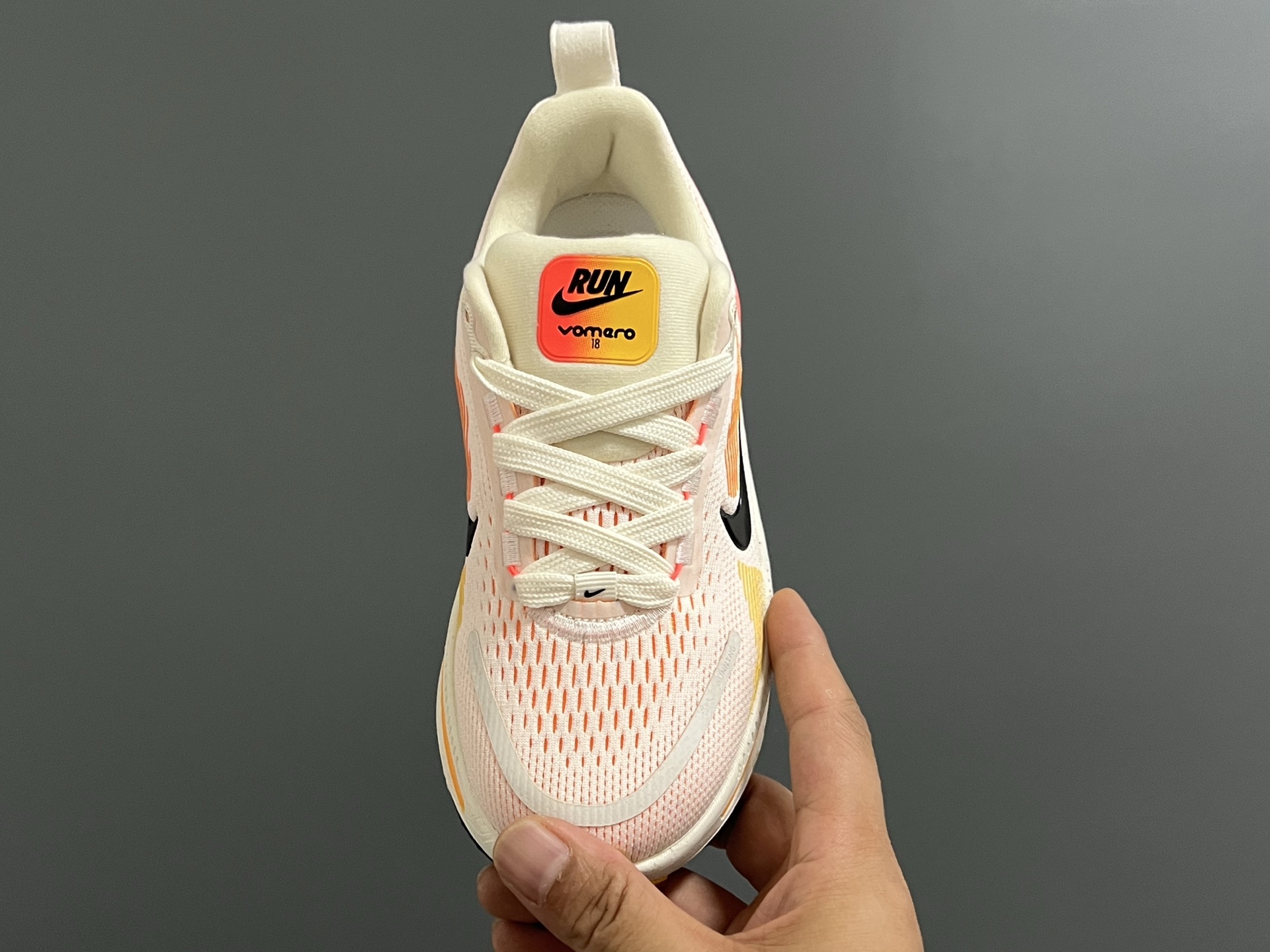 图片[8]-海外版NK新款迈柔儿童运动跑步鞋 尺码：28-37码 专柜同步新款🆕 优质面料拼接☁️ 透气又舒适✌🏻 原装耐磨防滑大底，满足日常运动需求👍🏻 开学超合适❤️-选品中心