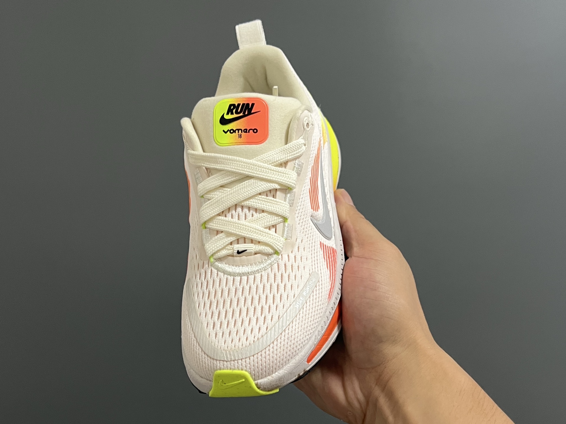 图片[3]-海外版NK新款迈柔儿童运动跑步鞋 尺码：28-37码 专柜同步新款🆕 优质面料拼接☁️ 透气又舒适✌🏻 原装耐磨防滑大底，满足日常运动需求👍🏻 开学超合适❤️-选品中心