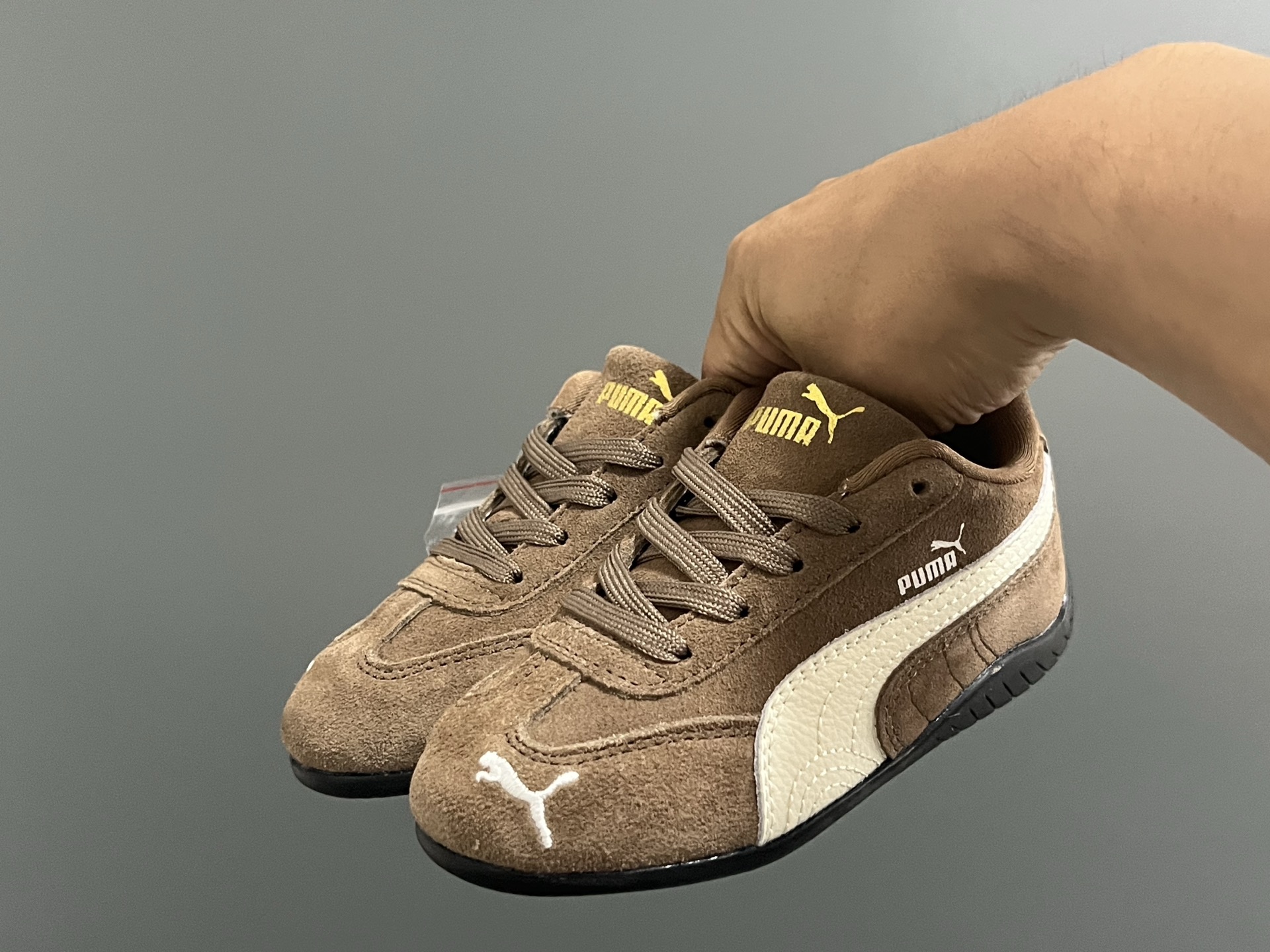 图片[2]-活动彪M新款复古德训儿童休闲鞋 尺码：24-35码 经典PUMA🏎️系列🆕 优质猪八革面料，质感满满💯 两幅鞋带替换，附赠鞋带扣✔️ 橡胶耐磨防滑大底，脚感不言而喻☁️-选品中心