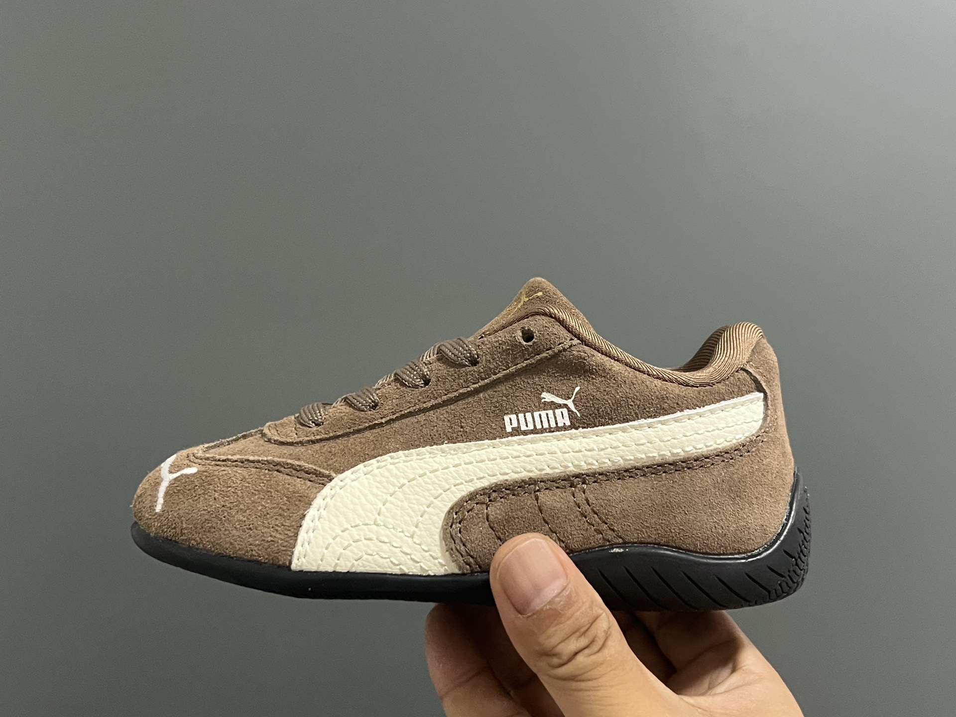 图片[4]-活动彪M新款复古德训儿童休闲鞋 尺码：24-35码 经典PUMA🏎️系列🆕 优质猪八革面料，质感满满💯 两幅鞋带替换，附赠鞋带扣✔️ 橡胶耐磨防滑大底，脚感不言而喻☁️-选品中心