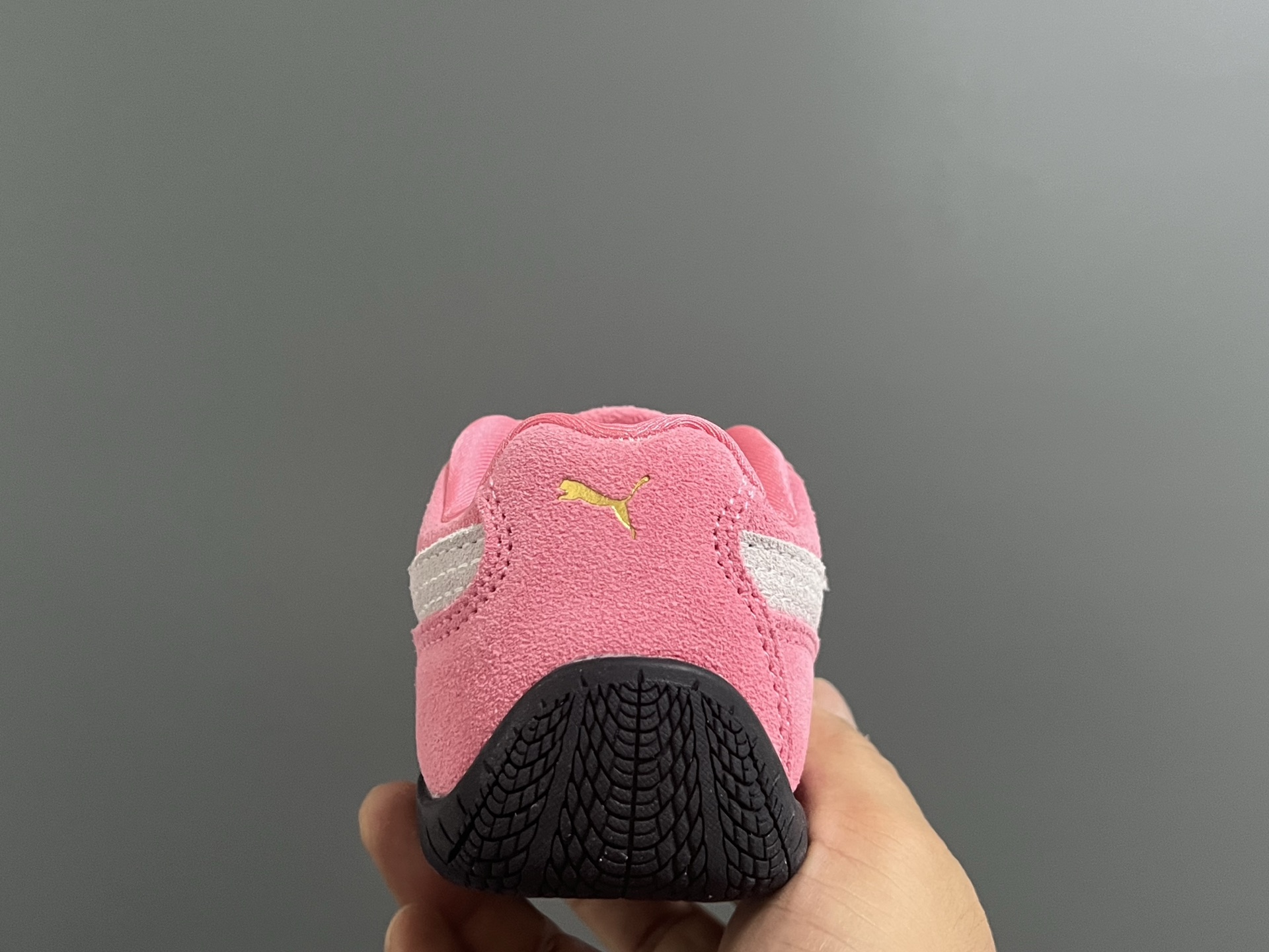 图片[7]-活动彪M新款复古德训儿童休闲鞋 尺码：24-35码 经典PUMA🏎️系列🆕 优质猪八革面料，质感满满💯 两幅鞋带替换，附赠鞋带扣✔️ 橡胶耐磨防滑大底，脚感不言而喻☁️-选品中心