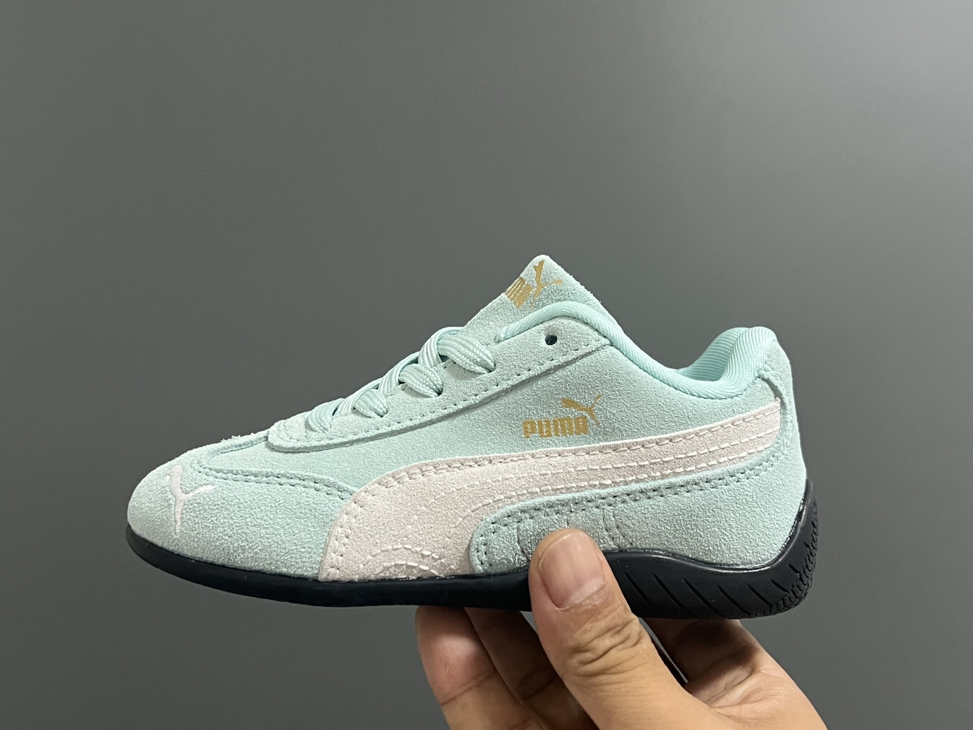 图片[4]-活动彪M新款复古德训儿童休闲鞋 尺码：24-35码 经典PUMA🏎️系列🆕 优质猪八革面料，质感满满💯 两幅鞋带替换，附赠鞋带扣✔️ 橡胶耐磨防滑大底，脚感不言而喻☁️-选品中心