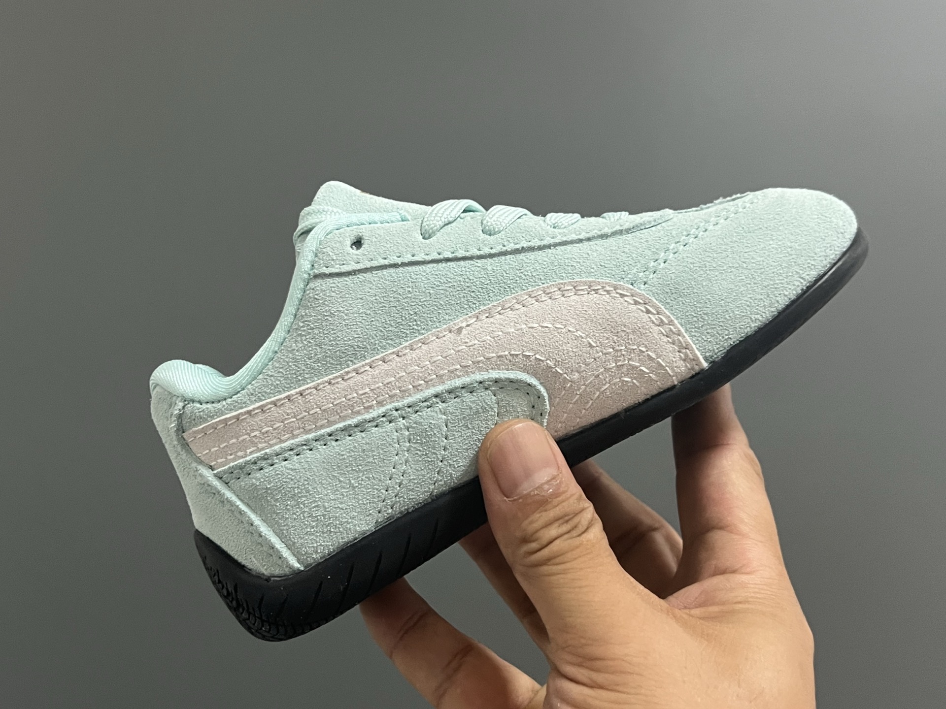 图片[6]-活动彪M新款复古德训儿童休闲鞋 尺码：24-35码 经典PUMA🏎️系列🆕 优质猪八革面料，质感满满💯 两幅鞋带替换，附赠鞋带扣✔️ 橡胶耐磨防滑大底，脚感不言而喻☁️-选品中心