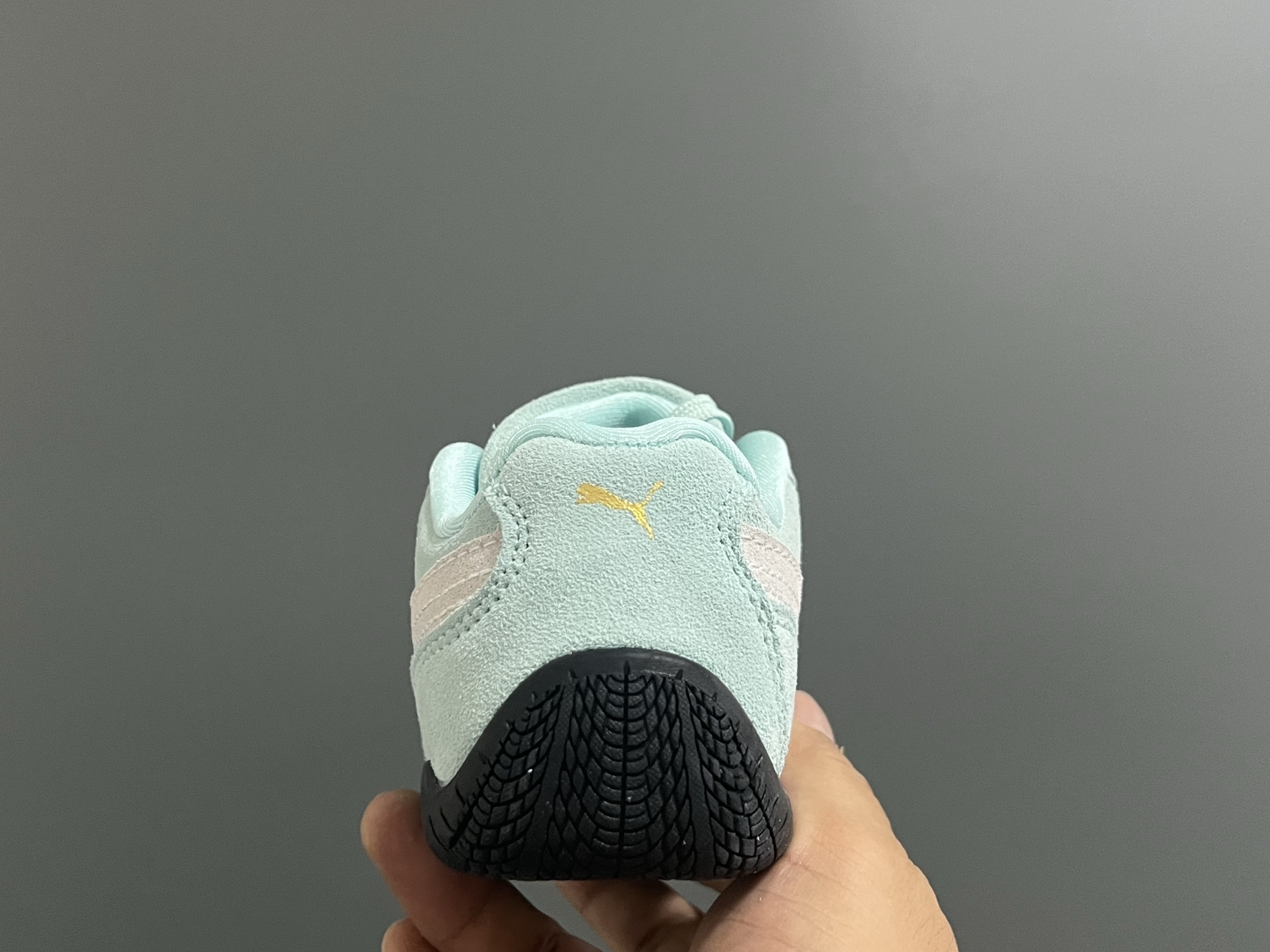 图片[7]-活动彪M新款复古德训儿童休闲鞋 尺码：24-35码 经典PUMA🏎️系列🆕 优质猪八革面料，质感满满💯 两幅鞋带替换，附赠鞋带扣✔️ 橡胶耐磨防滑大底，脚感不言而喻☁️-选品中心