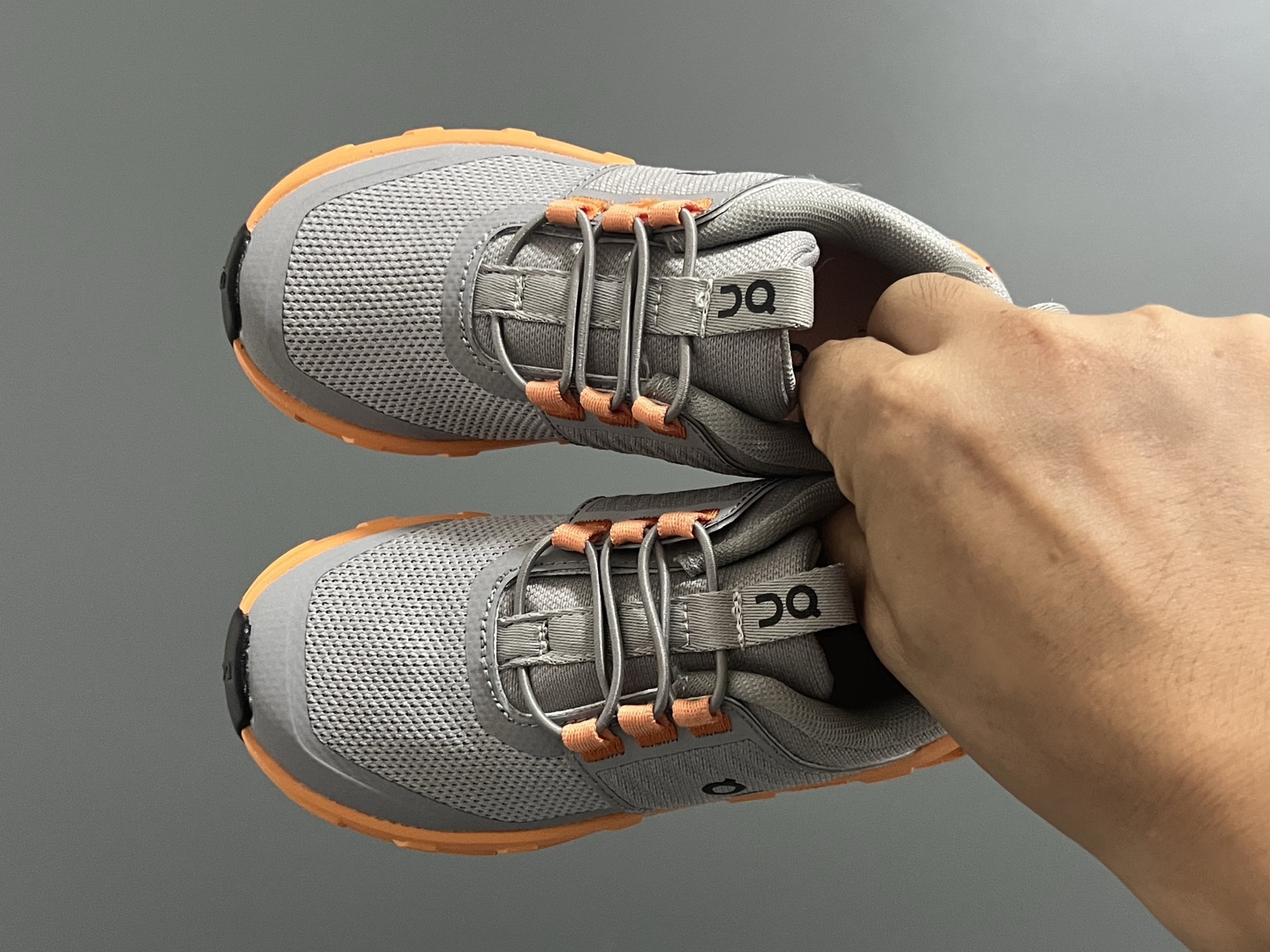 图片[2]-昂跑新款云朵cloudswift Kids松紧带儿童运动鞋26-37码 明星力荐童款👍🏻松紧带设计，穿脱方便✌🏻云朵般柔软大底，脚感超赞✅-选品中心