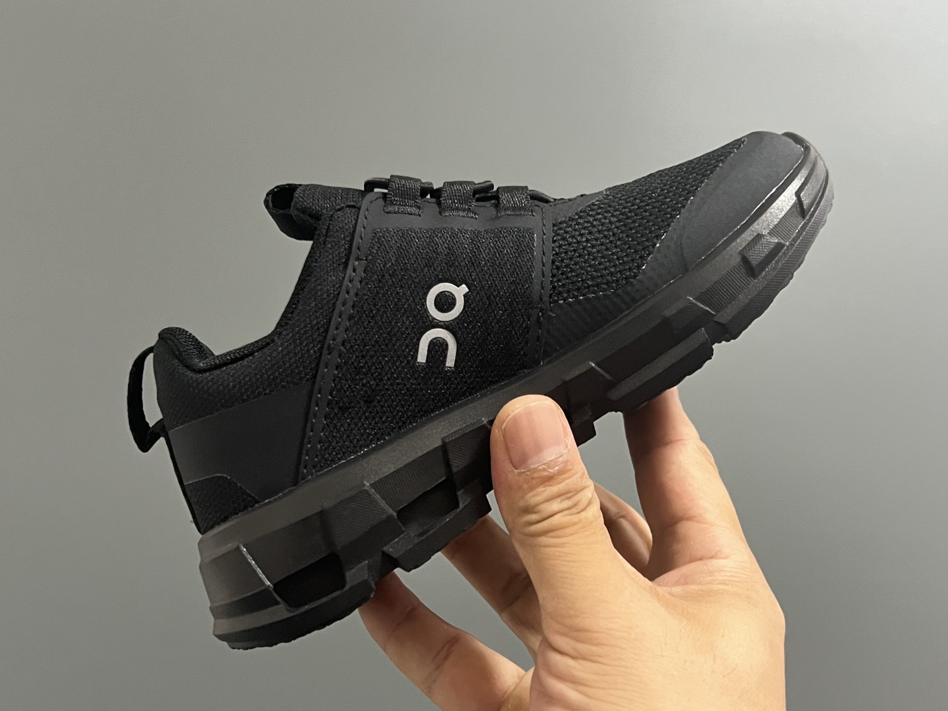 图片[6]-昂跑新款云朵cloudswift Kids松紧带儿童运动鞋26-37码 明星力荐童款👍🏻松紧带设计，穿脱方便✌🏻云朵般柔软大底，脚感超赞✅-选品中心