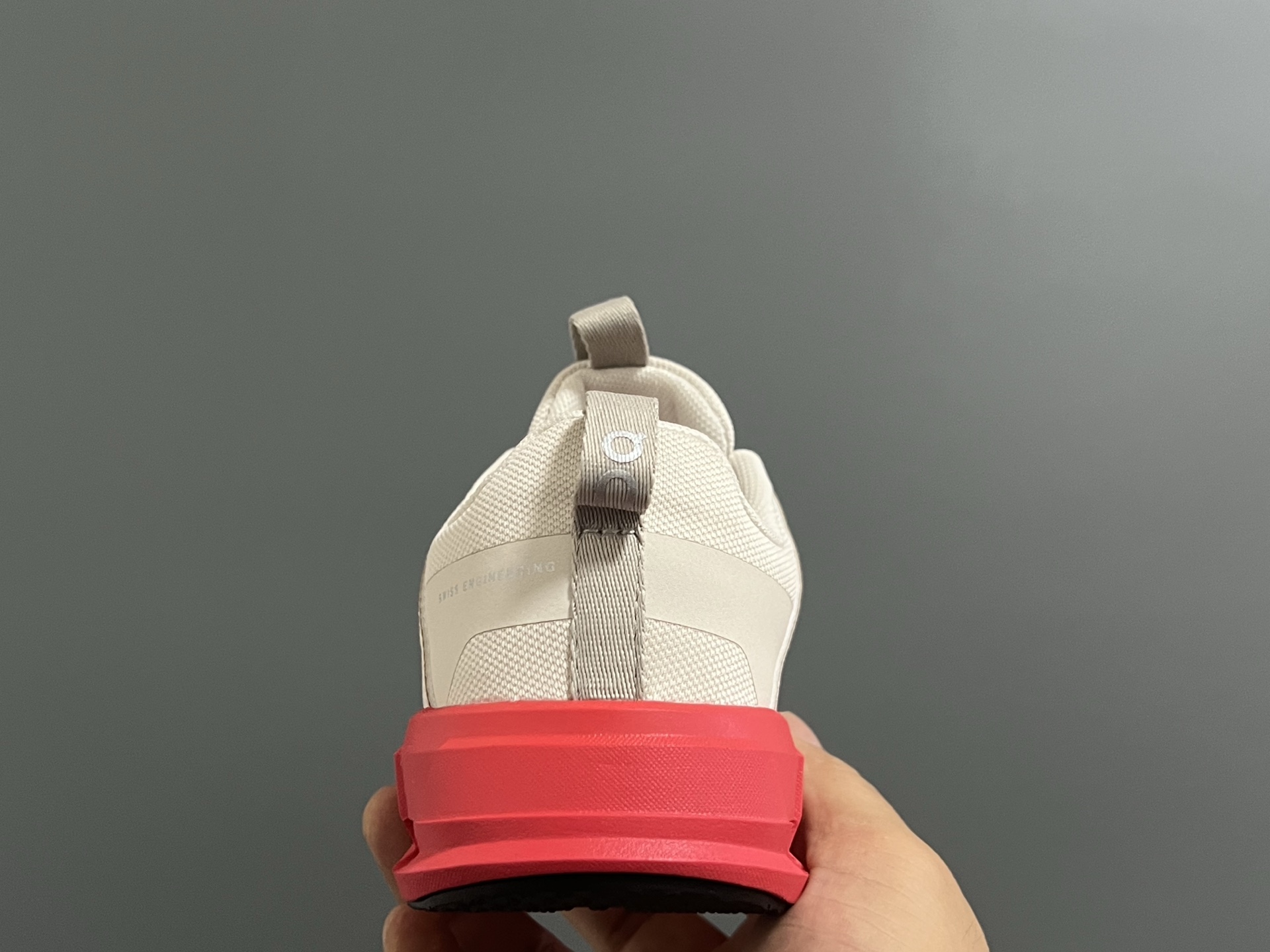 图片[7]-昂跑新款云朵cloudswift Kids松紧带儿童运动鞋26-37码 明星力荐童款👍🏻松紧带设计，穿脱方便✌🏻云朵般柔软大底，脚感超赞✅-选品中心