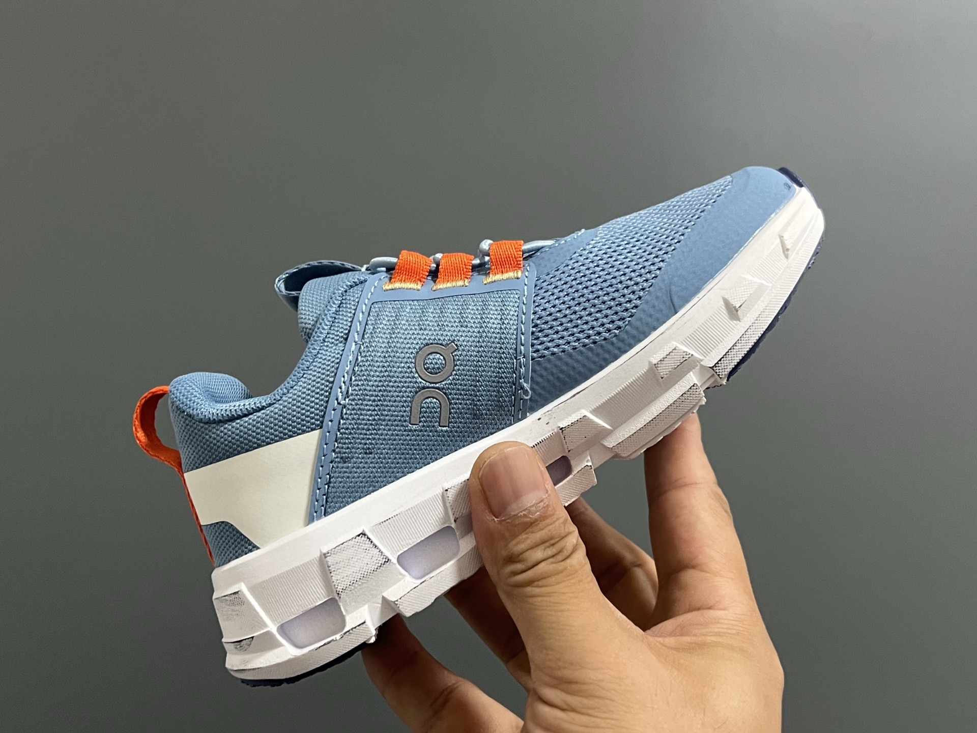 图片[6]-昂跑新款云朵cloudswift Kids松紧带儿童运动鞋26-37码 明星力荐童款👍🏻松紧带设计，穿脱方便✌🏻云朵般柔软大底，脚感超赞✅-选品中心