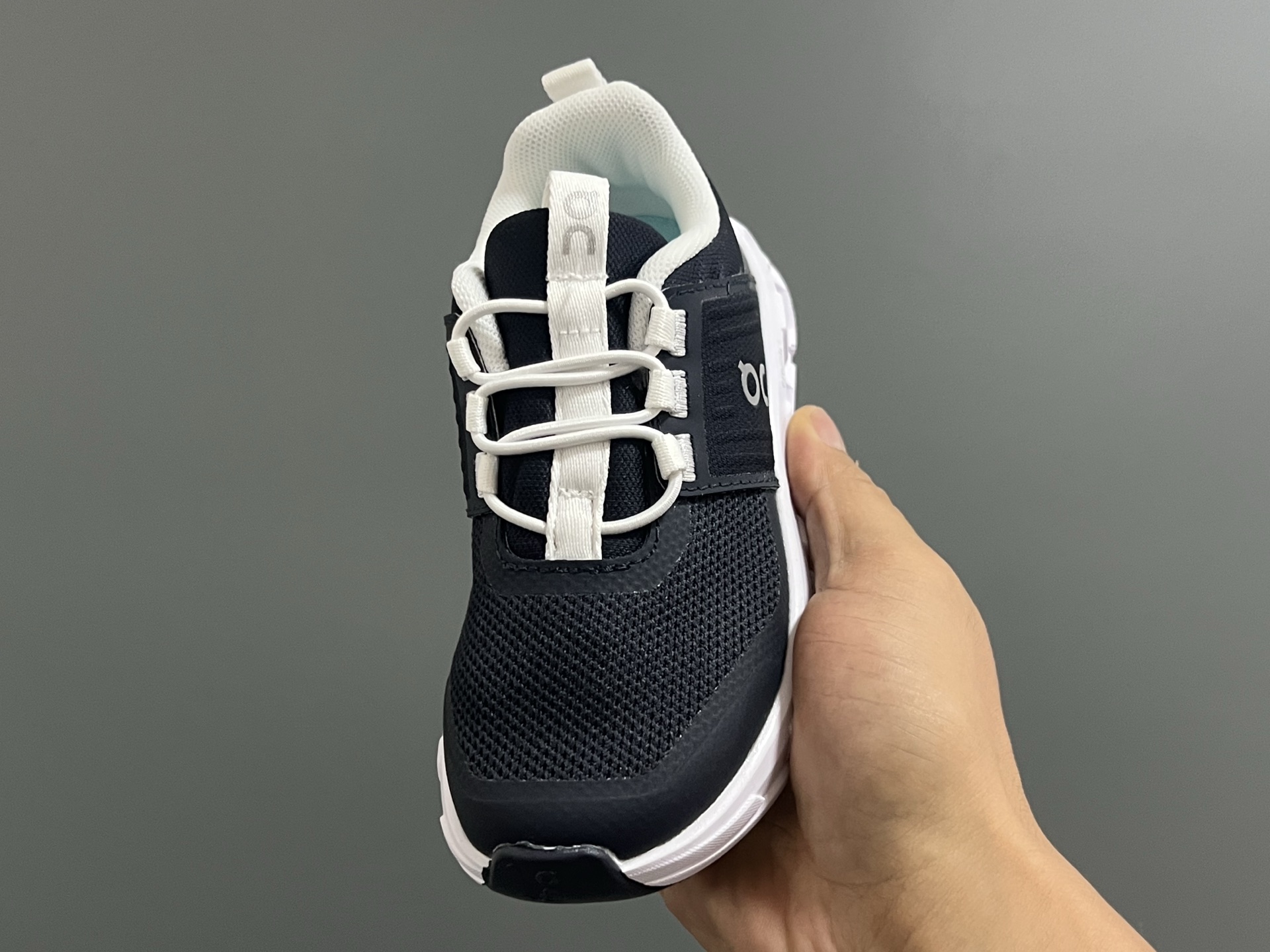 图片[3]-昂跑新款云朵cloudswift Kids松紧带儿童运动鞋26-37码 明星力荐童款👍🏻松紧带设计，穿脱方便✌🏻云朵般柔软大底，脚感超赞✅-选品中心