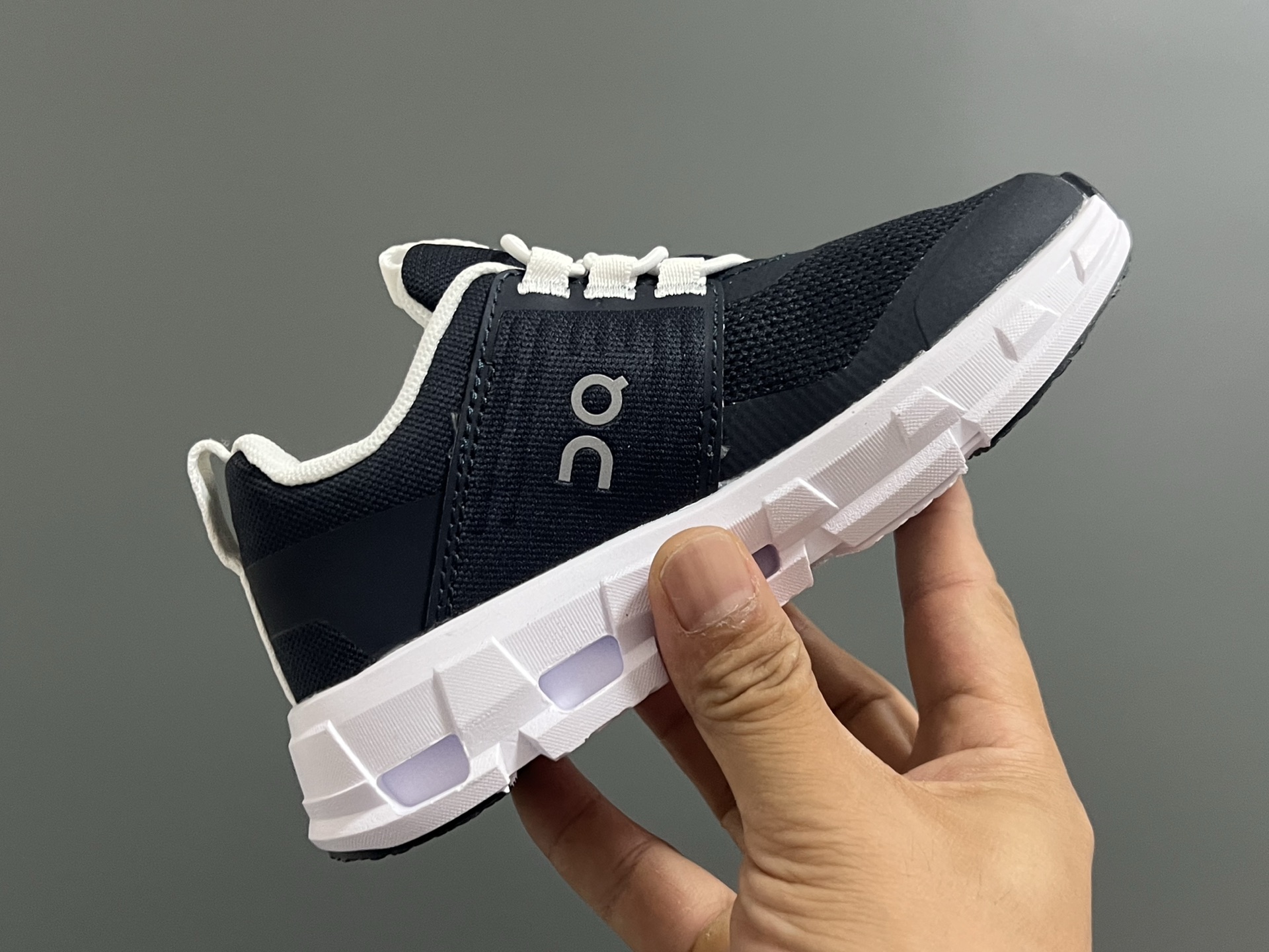 图片[6]-昂跑新款云朵cloudswift Kids松紧带儿童运动鞋26-37码 明星力荐童款👍🏻松紧带设计，穿脱方便✌🏻云朵般柔软大底，脚感超赞✅-选品中心