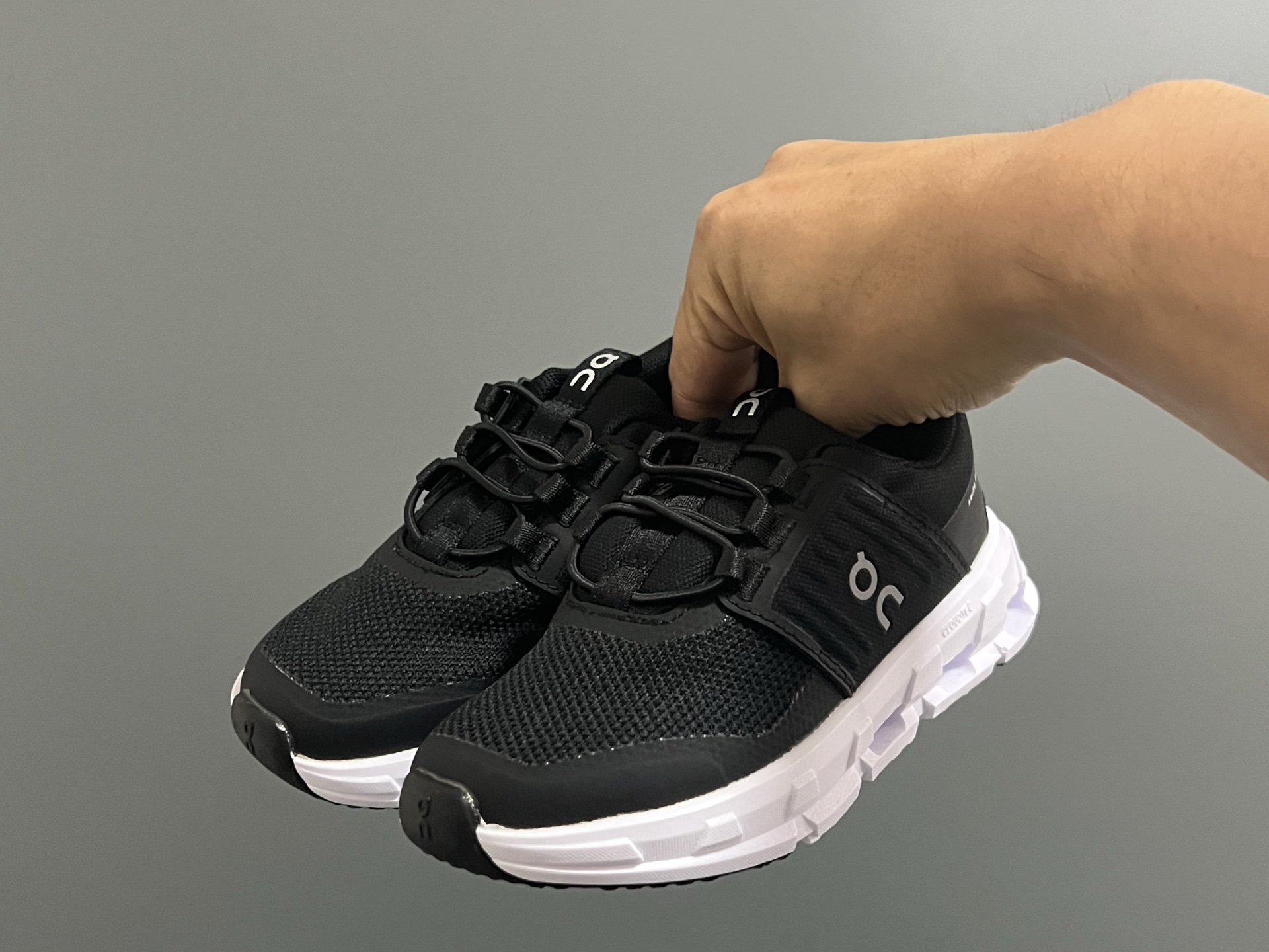 图片[2]-昂跑新款云朵cloudswift Kids松紧带儿童运动鞋26-37码 明星力荐童款👍🏻松紧带设计，穿脱方便✌🏻云朵般柔软大底，脚感超赞✅-选品中心