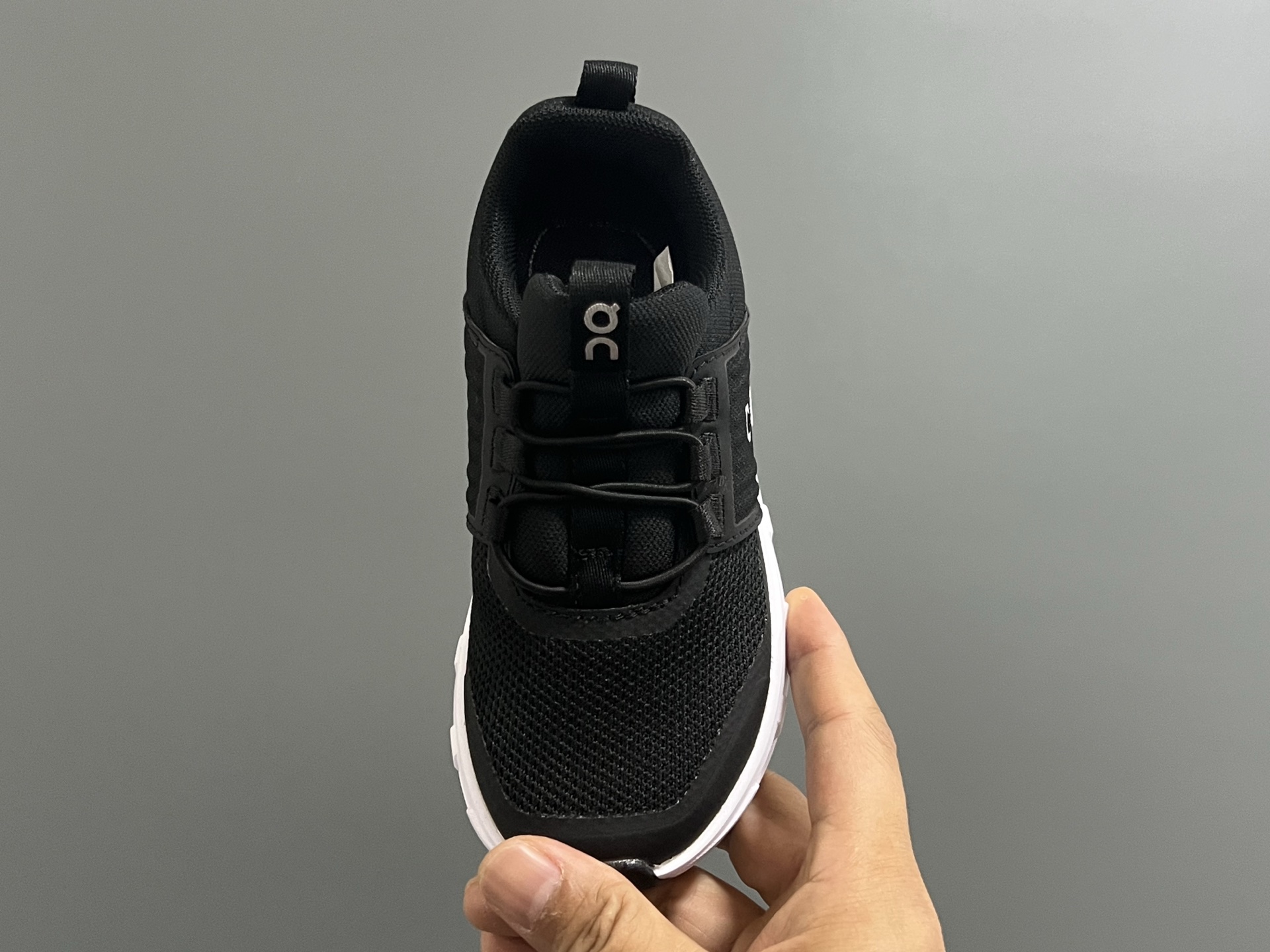 图片[8]-昂跑新款云朵cloudswift Kids松紧带儿童运动鞋26-37码 明星力荐童款👍🏻松紧带设计，穿脱方便✌🏻云朵般柔软大底，脚感超赞✅-选品中心