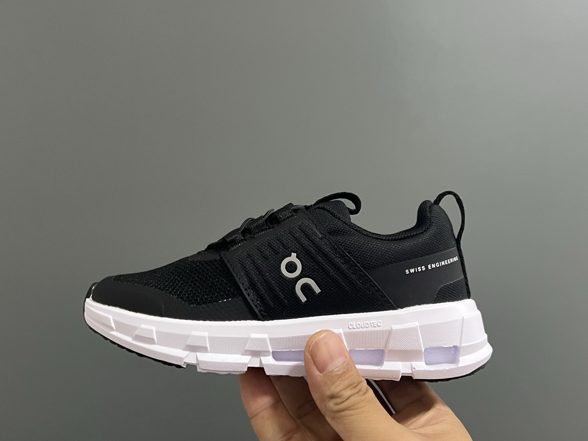 图片[4]-昂跑新款云朵cloudswift Kids松紧带儿童运动鞋26-37码 明星力荐童款👍🏻松紧带设计，穿脱方便✌🏻云朵般柔软大底，脚感超赞✅-选品中心