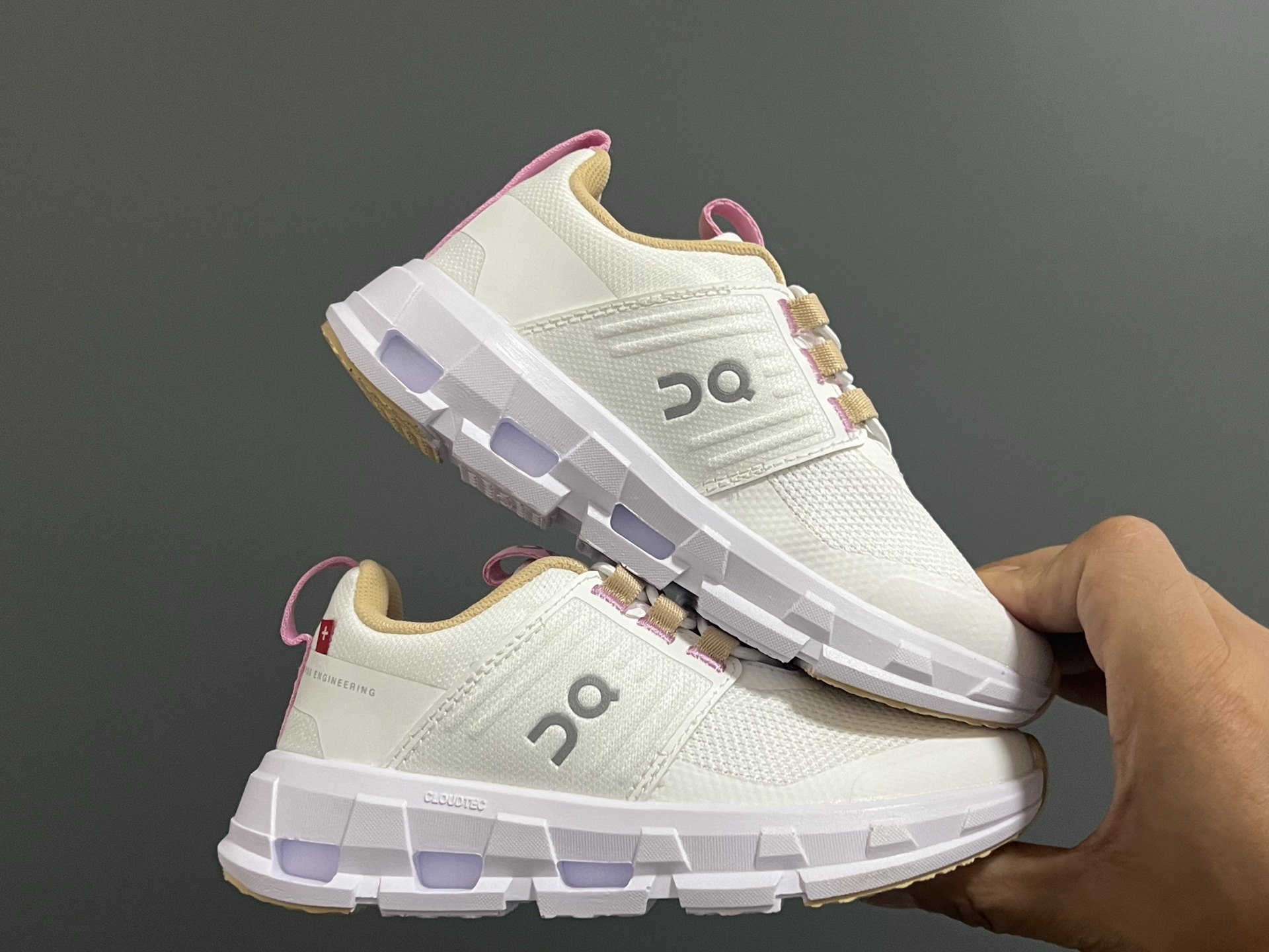 图片[9]-昂跑新款云朵cloudswift Kids松紧带儿童运动鞋26-37码 明星力荐童款👍🏻松紧带设计，穿脱方便✌🏻云朵般柔软大底，脚感超赞✅-选品中心