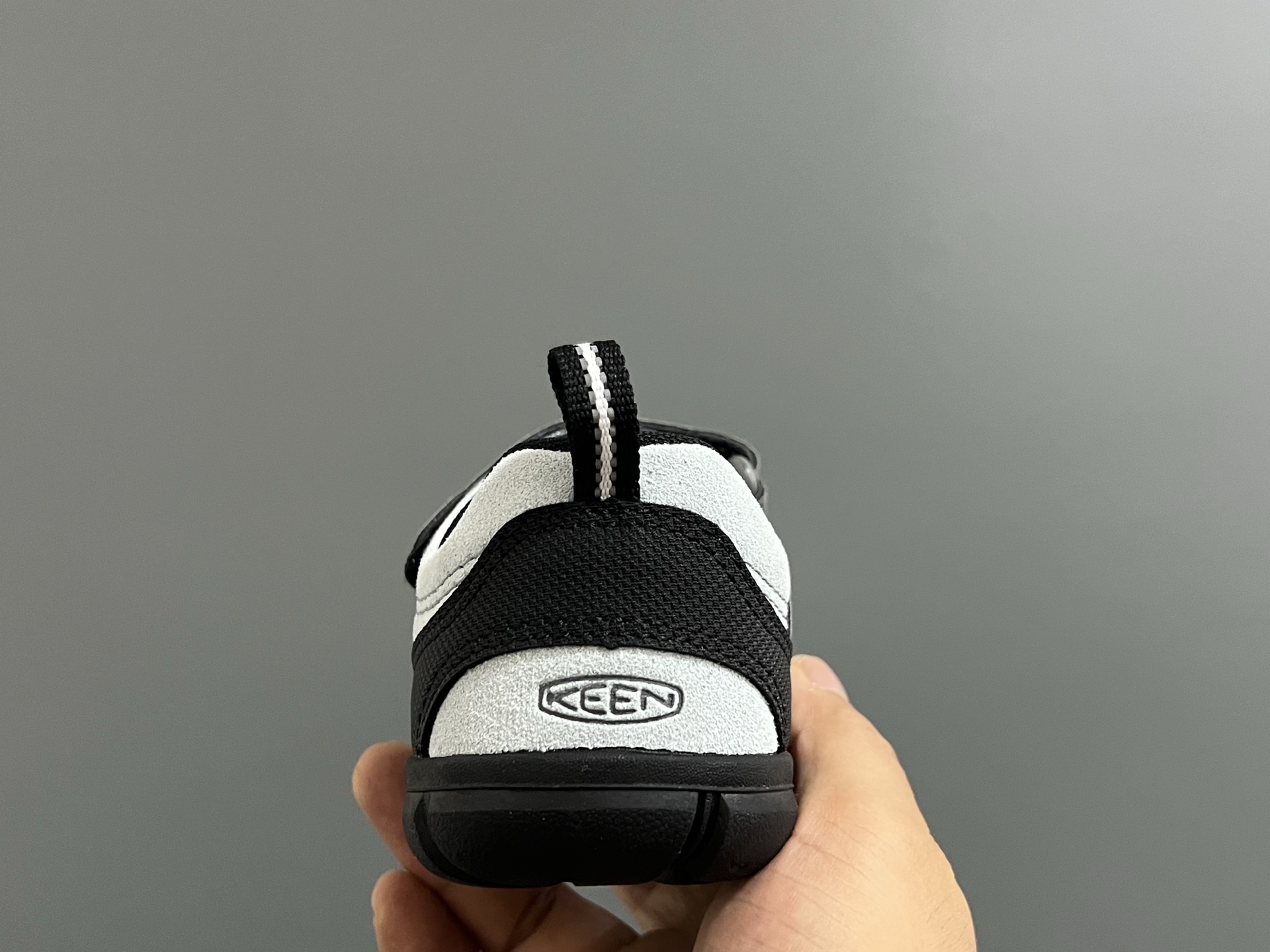 图片[7]-KEEN 新配色户外儿童登山鞋 尺码：24-37码 祖国版YYDS 新配色好好看😍 优质麂皮面料，轻微防水💧 魔术贴➕松紧带设计，穿脱方便✔️ 橡胶耐磨防滑大底，脚感超赞👍🏻-选品中心