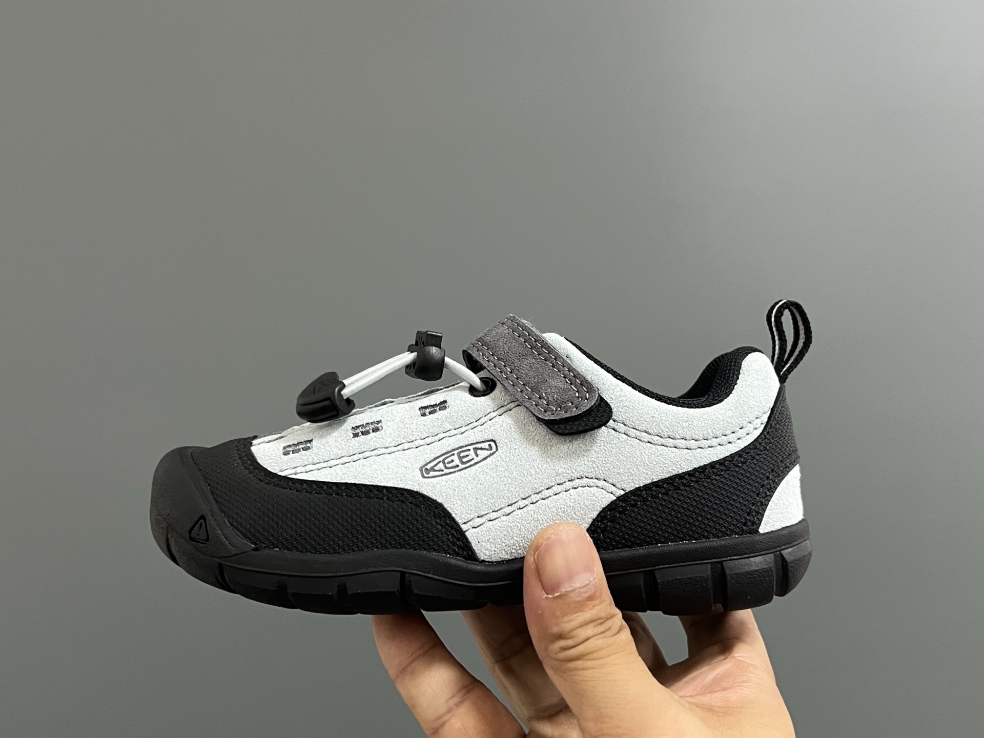 图片[4]-KEEN 新配色户外儿童登山鞋 尺码：24-37码 祖国版YYDS 新配色好好看😍 优质麂皮面料，轻微防水💧 魔术贴➕松紧带设计，穿脱方便✔️ 橡胶耐磨防滑大底，脚感超赞👍🏻-选品中心