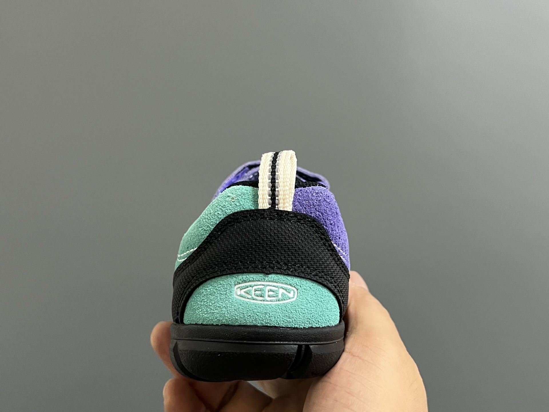 图片[7]-KEEN 新配色户外儿童登山鞋 尺码：24-37码 祖国版YYDS 新配色好好看😍 优质麂皮面料，轻微防水💧 魔术贴➕松紧带设计，穿脱方便✔️ 橡胶耐磨防滑大底，脚感超赞👍🏻-选品中心