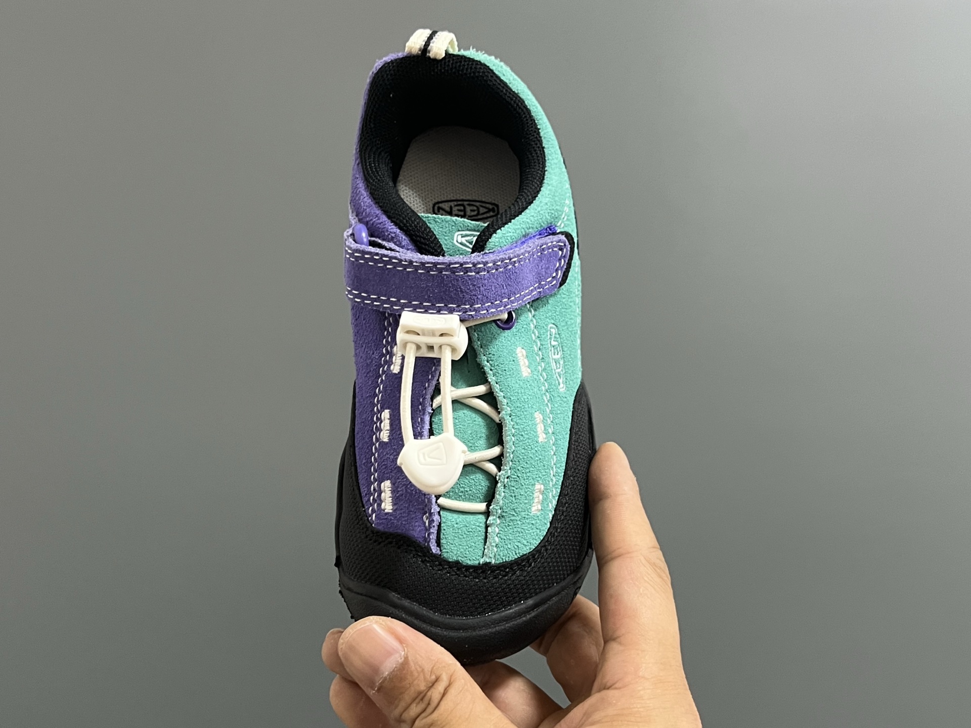 图片[8]-KEEN 新配色户外儿童登山鞋 尺码：24-37码 祖国版YYDS 新配色好好看😍 优质麂皮面料，轻微防水💧 魔术贴➕松紧带设计，穿脱方便✔️ 橡胶耐磨防滑大底，脚感超赞👍🏻-选品中心