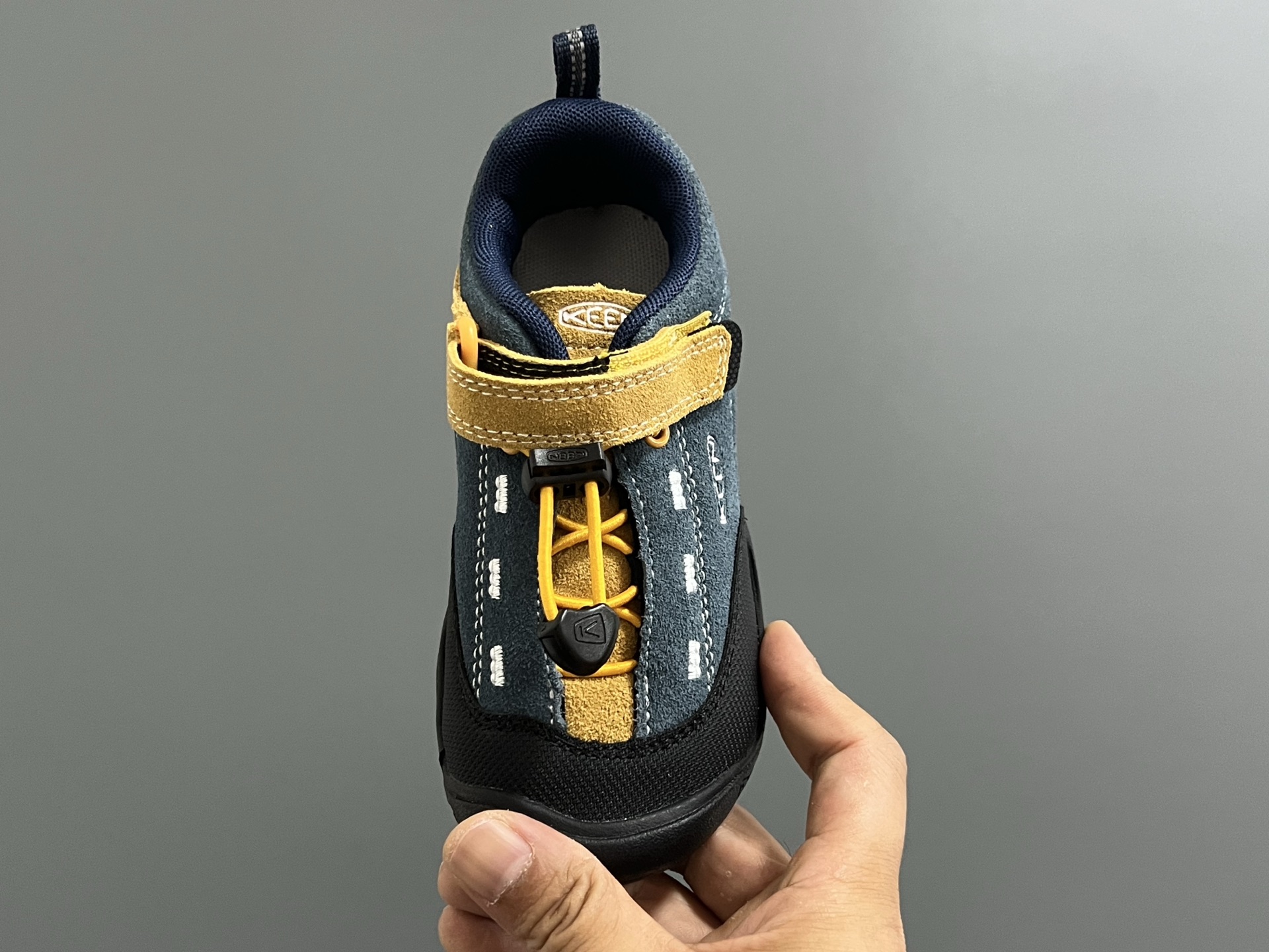 图片[8]-KEEN 新配色户外儿童登山鞋 尺码：24-37码 祖国版YYDS 新配色好好看😍 优质麂皮面料，轻微防水💧 魔术贴➕松紧带设计，穿脱方便✔️ 橡胶耐磨防滑大底，脚感超赞👍🏻-选品中心