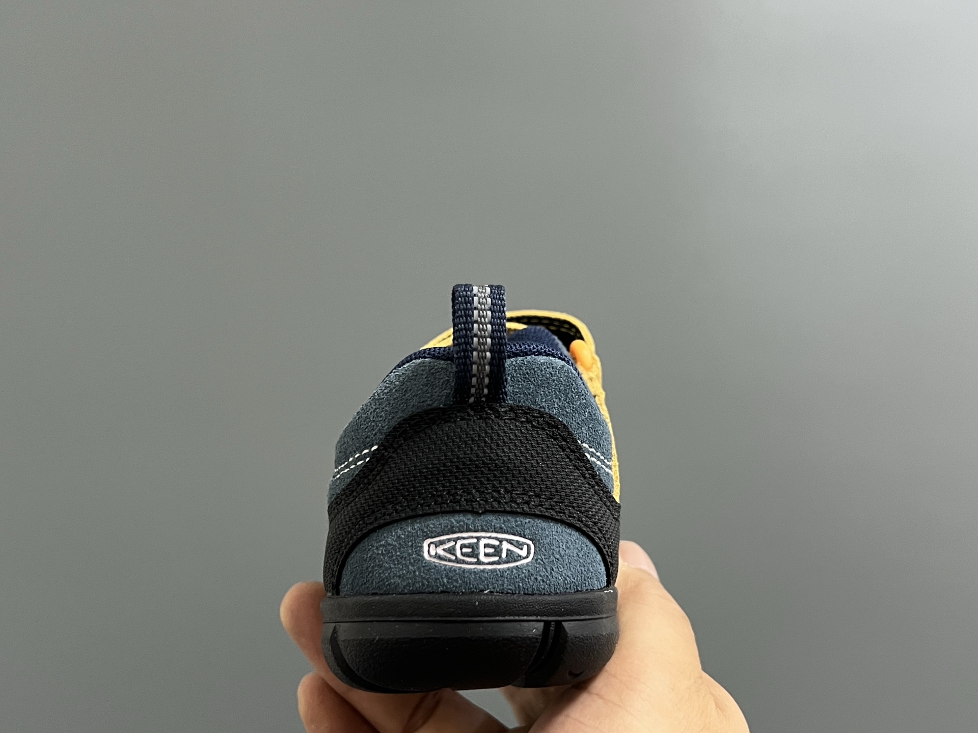 图片[7]-KEEN 新配色户外儿童登山鞋 尺码：24-37码 祖国版YYDS 新配色好好看😍 优质麂皮面料，轻微防水💧 魔术贴➕松紧带设计，穿脱方便✔️ 橡胶耐磨防滑大底，脚感超赞👍🏻-选品中心