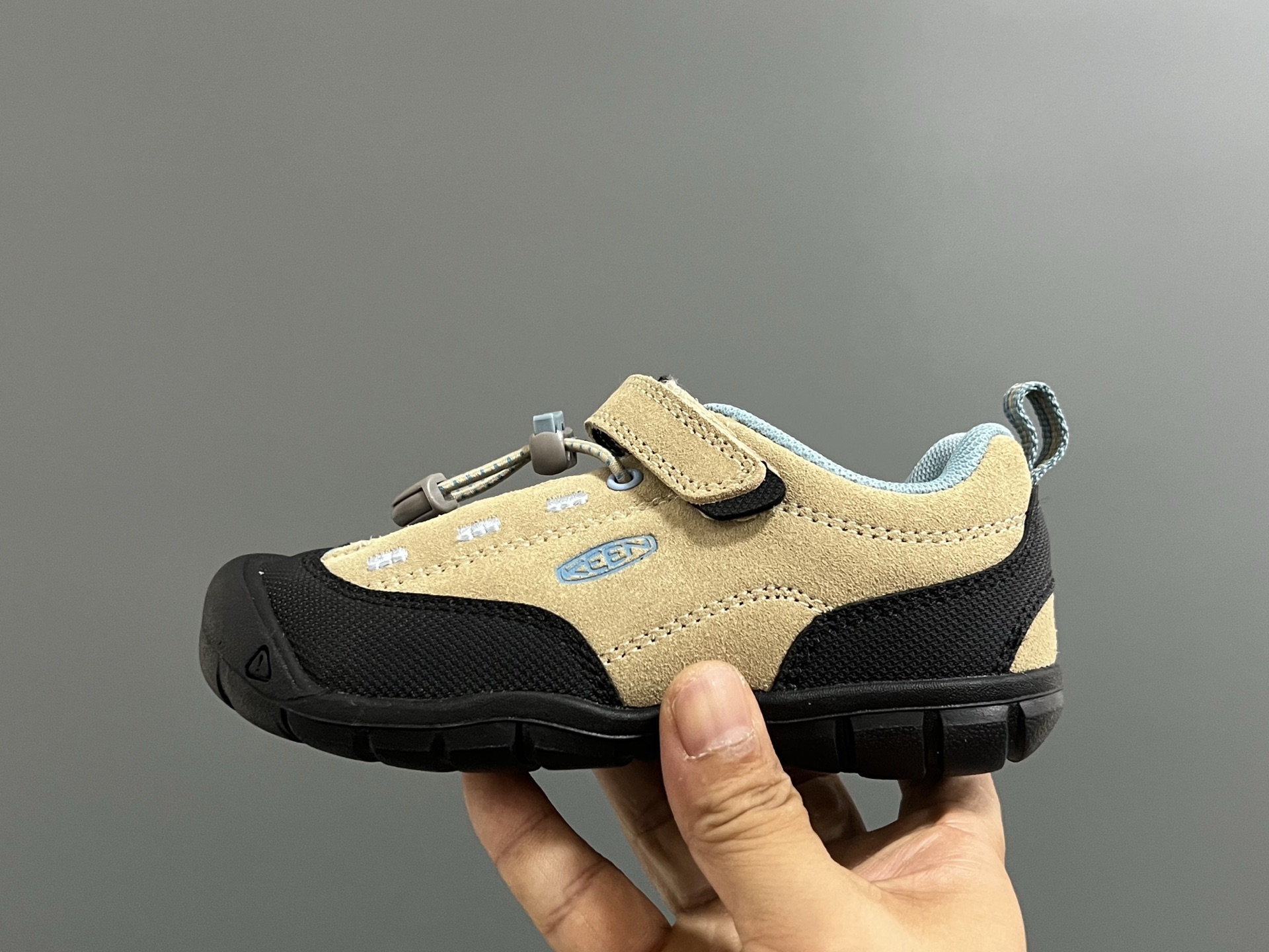 图片[4]-KEEN 新配色户外儿童登山鞋 尺码：24-37码 祖国版YYDS 新配色好好看😍 优质麂皮面料，轻微防水💧 魔术贴➕松紧带设计，穿脱方便✔️ 橡胶耐磨防滑大底，脚感超赞👍🏻-选品中心