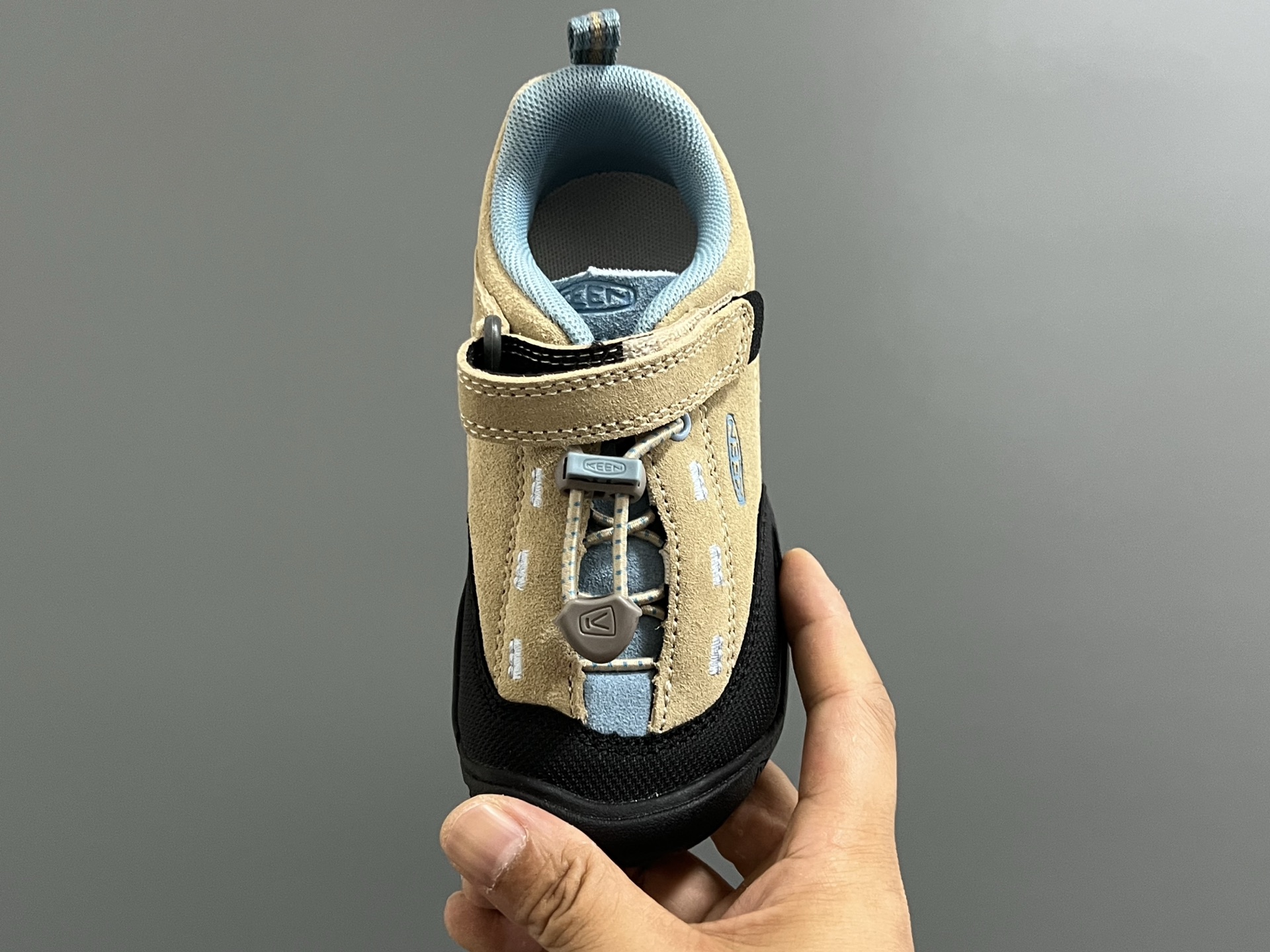 图片[8]-KEEN 新配色户外儿童登山鞋 尺码：24-37码 祖国版YYDS 新配色好好看😍 优质麂皮面料，轻微防水💧 魔术贴➕松紧带设计，穿脱方便✔️ 橡胶耐磨防滑大底，脚感超赞👍🏻-选品中心