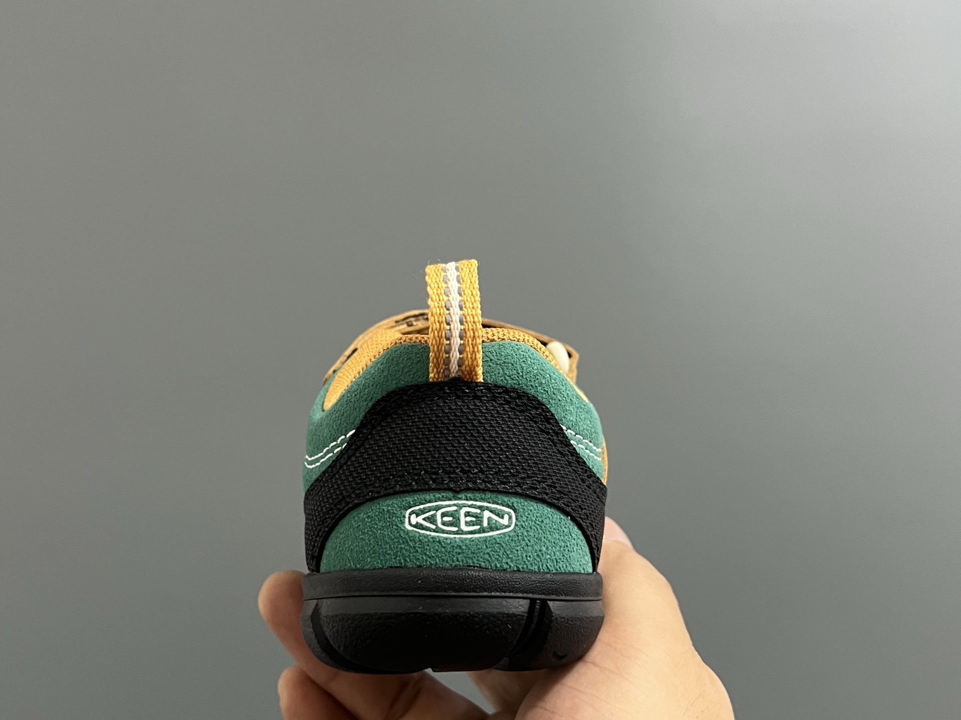 图片[7]-KEEN 新配色户外儿童登山鞋 尺码：24-37码 祖国版YYDS 新配色好好看😍 优质麂皮面料，轻微防水💧 魔术贴➕松紧带设计，穿脱方便✔️ 橡胶耐磨防滑大底，脚感超赞👍🏻-选品中心