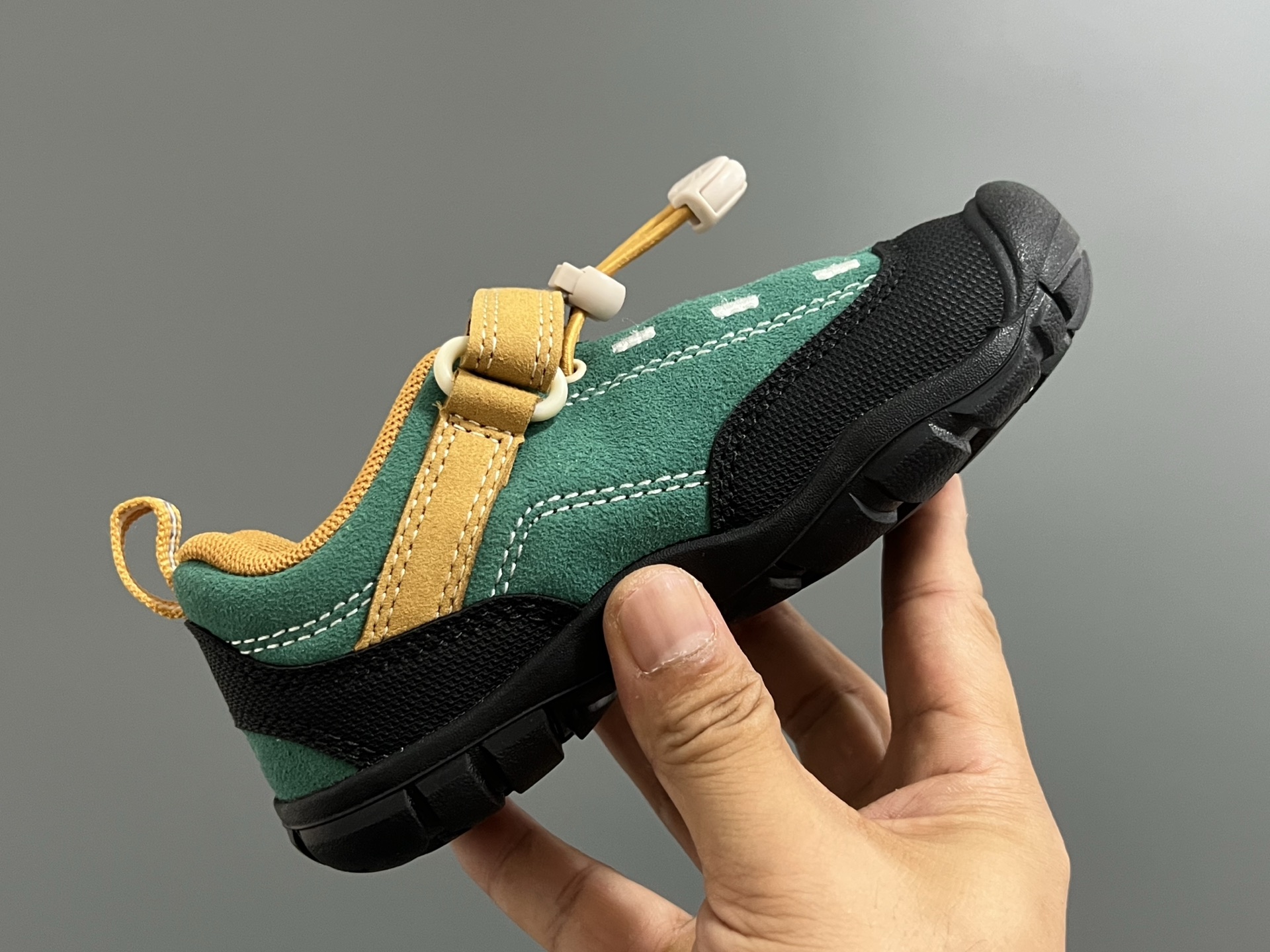 图片[6]-KEEN 新配色户外儿童登山鞋 尺码：24-37码 祖国版YYDS 新配色好好看😍 优质麂皮面料，轻微防水💧 魔术贴➕松紧带设计，穿脱方便✔️ 橡胶耐磨防滑大底，脚感超赞👍🏻-选品中心