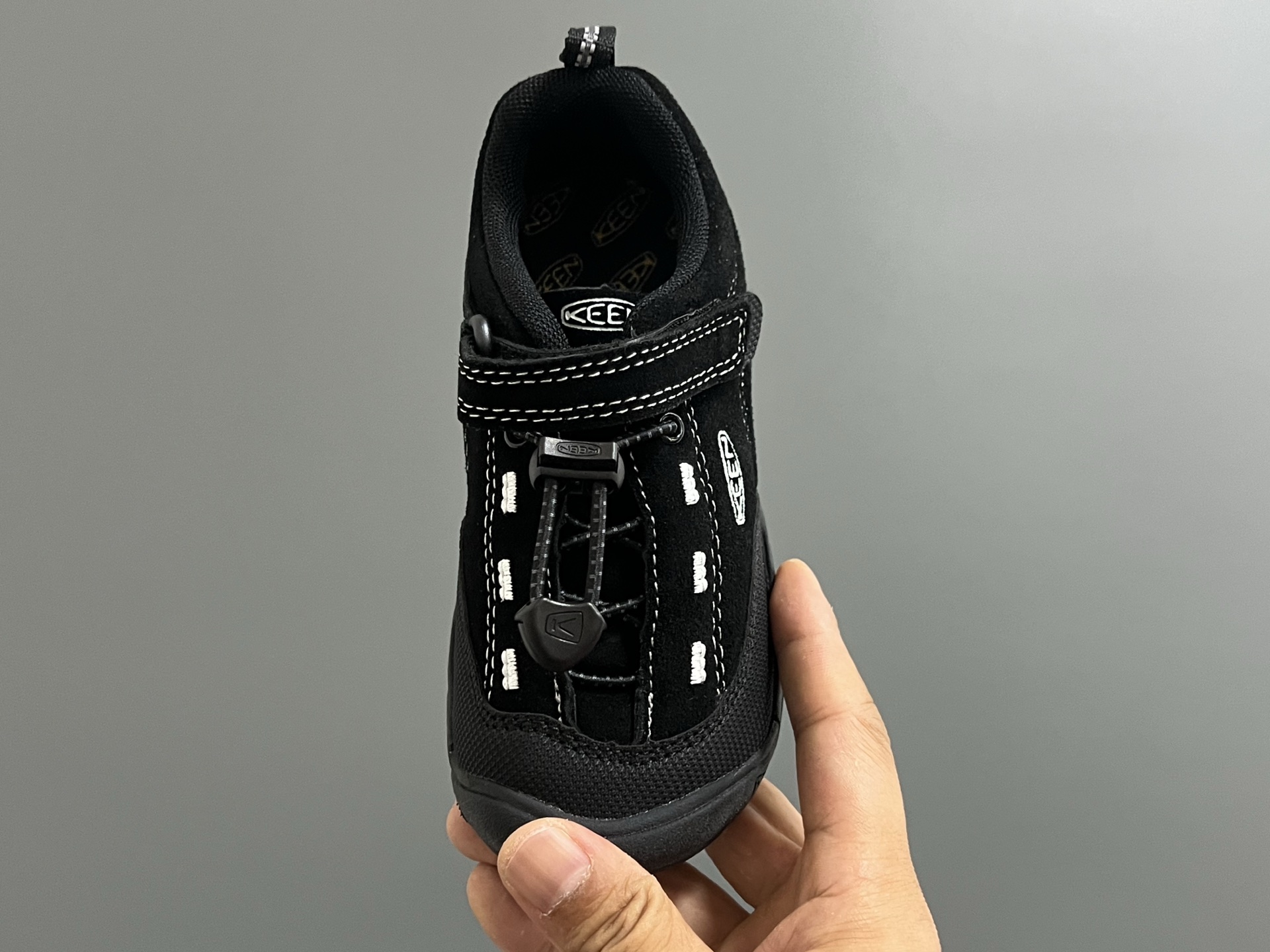 图片[8]-KEEN 新配色户外儿童登山鞋 尺码：24-37码 祖国版YYDS 新配色好好看😍 优质麂皮面料，轻微防水💧 魔术贴➕松紧带设计，穿脱方便✔️ 橡胶耐磨防滑大底，脚感超赞👍🏻-选品中心