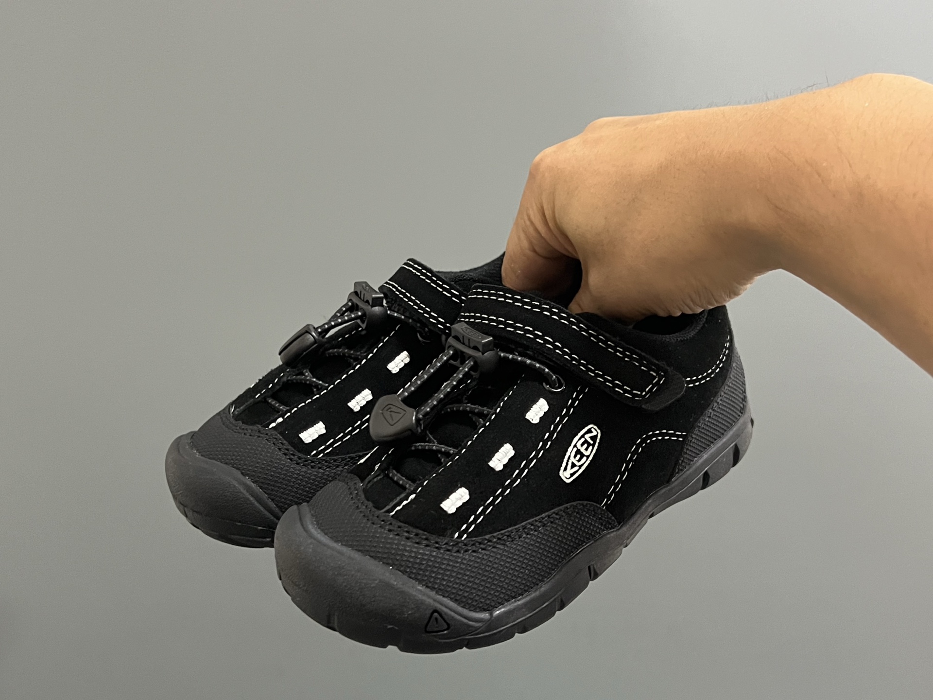 图片[2]-KEEN 新配色户外儿童登山鞋 尺码：24-37码 祖国版YYDS 新配色好好看😍 优质麂皮面料，轻微防水💧 魔术贴➕松紧带设计，穿脱方便✔️ 橡胶耐磨防滑大底，脚感超赞👍🏻-选品中心