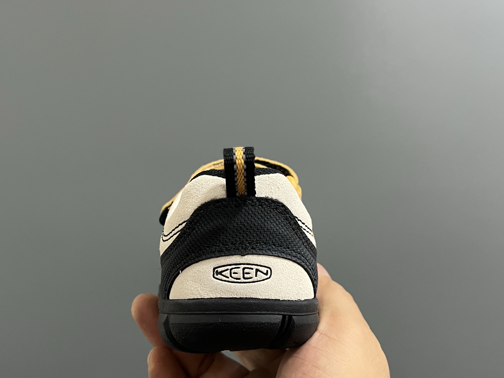 图片[7]-KEEN 新配色户外儿童登山鞋 尺码：24-37码 祖国版YYDS 新配色好好看😍 优质麂皮面料，轻微防水💧 魔术贴➕松紧带设计，穿脱方便✔️ 橡胶耐磨防滑大底，脚感超赞👍🏻-选品中心