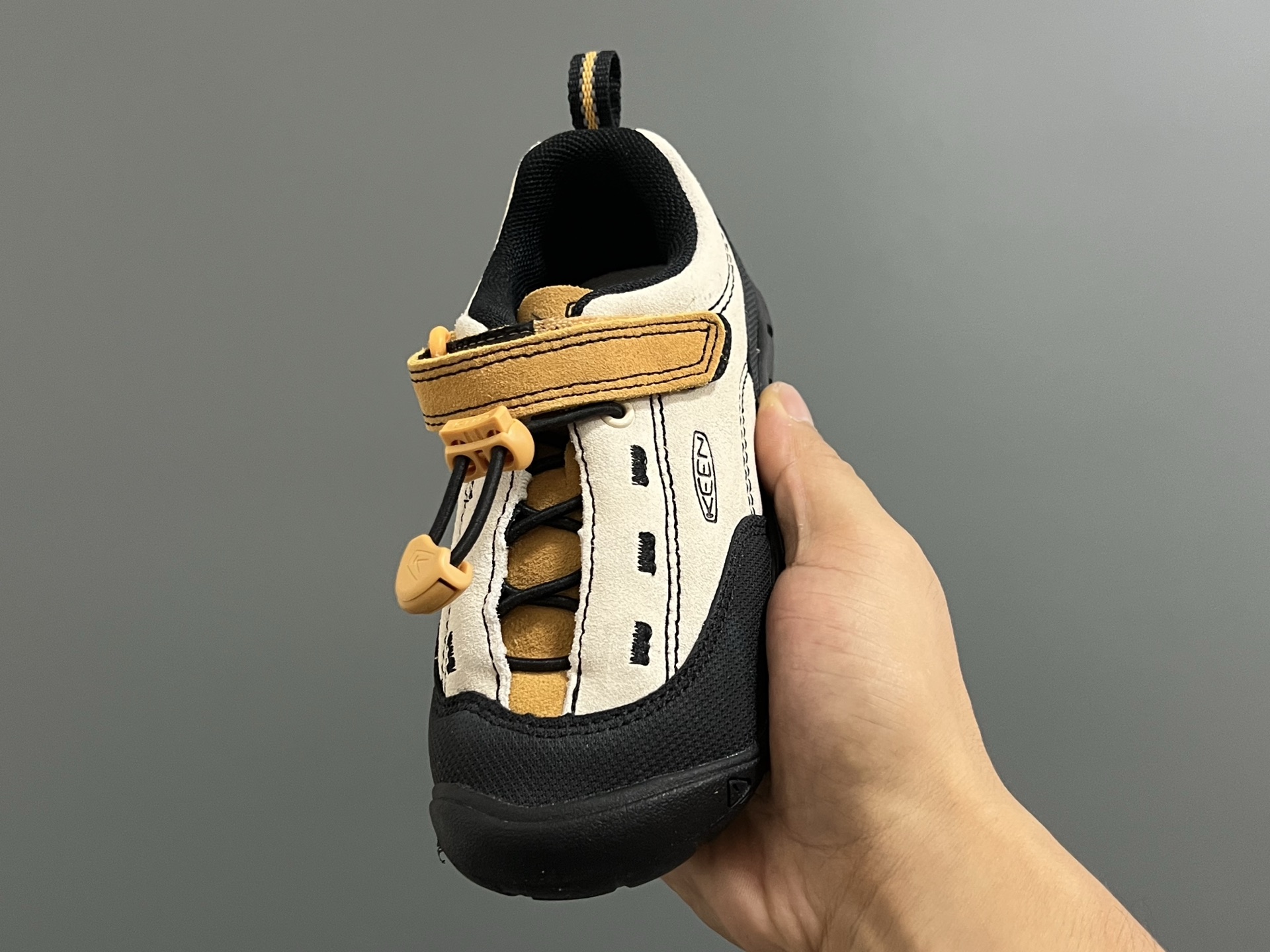 图片[3]-KEEN 新配色户外儿童登山鞋 尺码：24-37码 祖国版YYDS 新配色好好看😍 优质麂皮面料，轻微防水💧 魔术贴➕松紧带设计，穿脱方便✔️ 橡胶耐磨防滑大底，脚感超赞👍🏻-选品中心