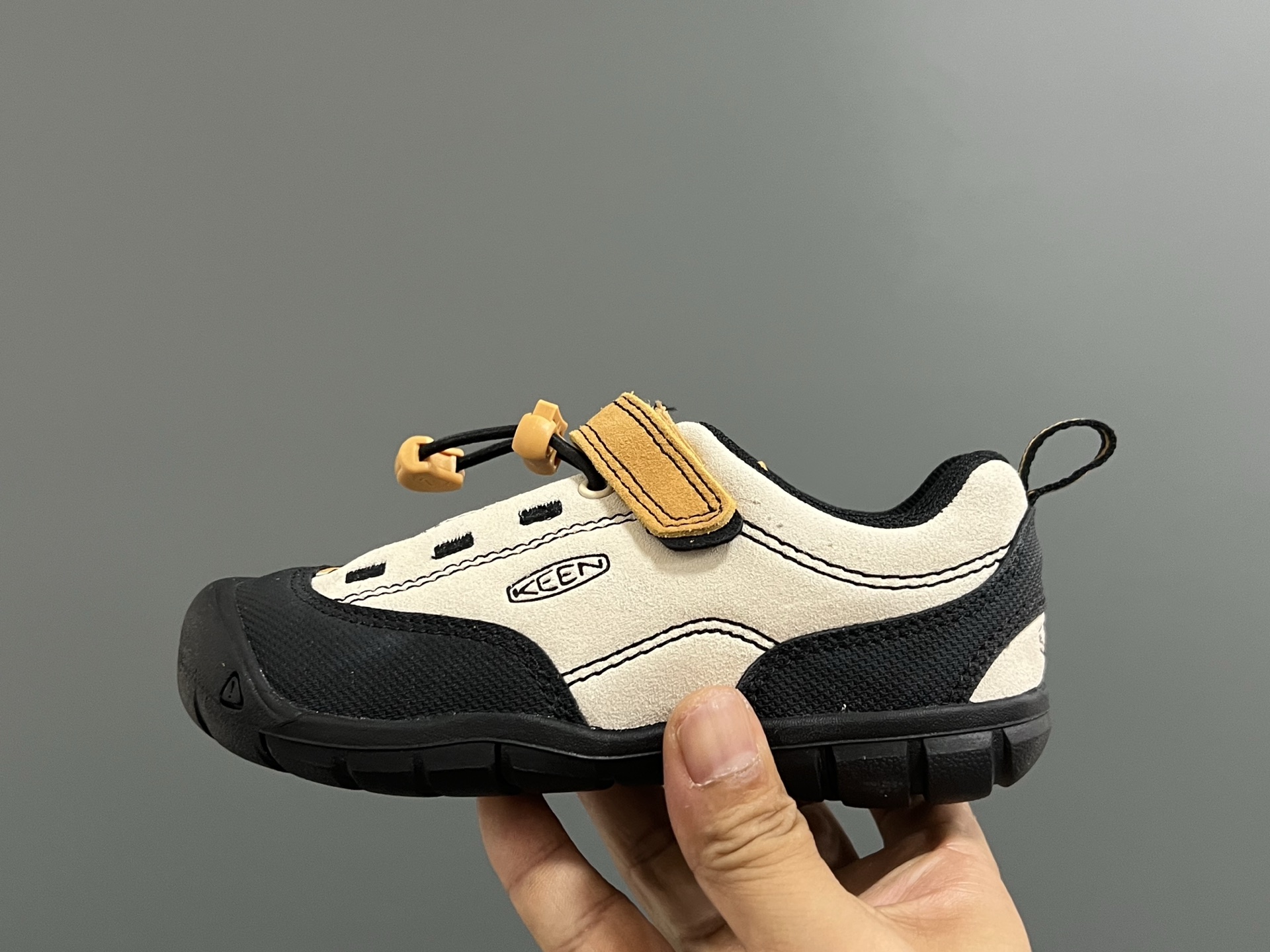 图片[4]-KEEN 新配色户外儿童登山鞋 尺码：24-37码 祖国版YYDS 新配色好好看😍 优质麂皮面料，轻微防水💧 魔术贴➕松紧带设计，穿脱方便✔️ 橡胶耐磨防滑大底，脚感超赞👍🏻-选品中心