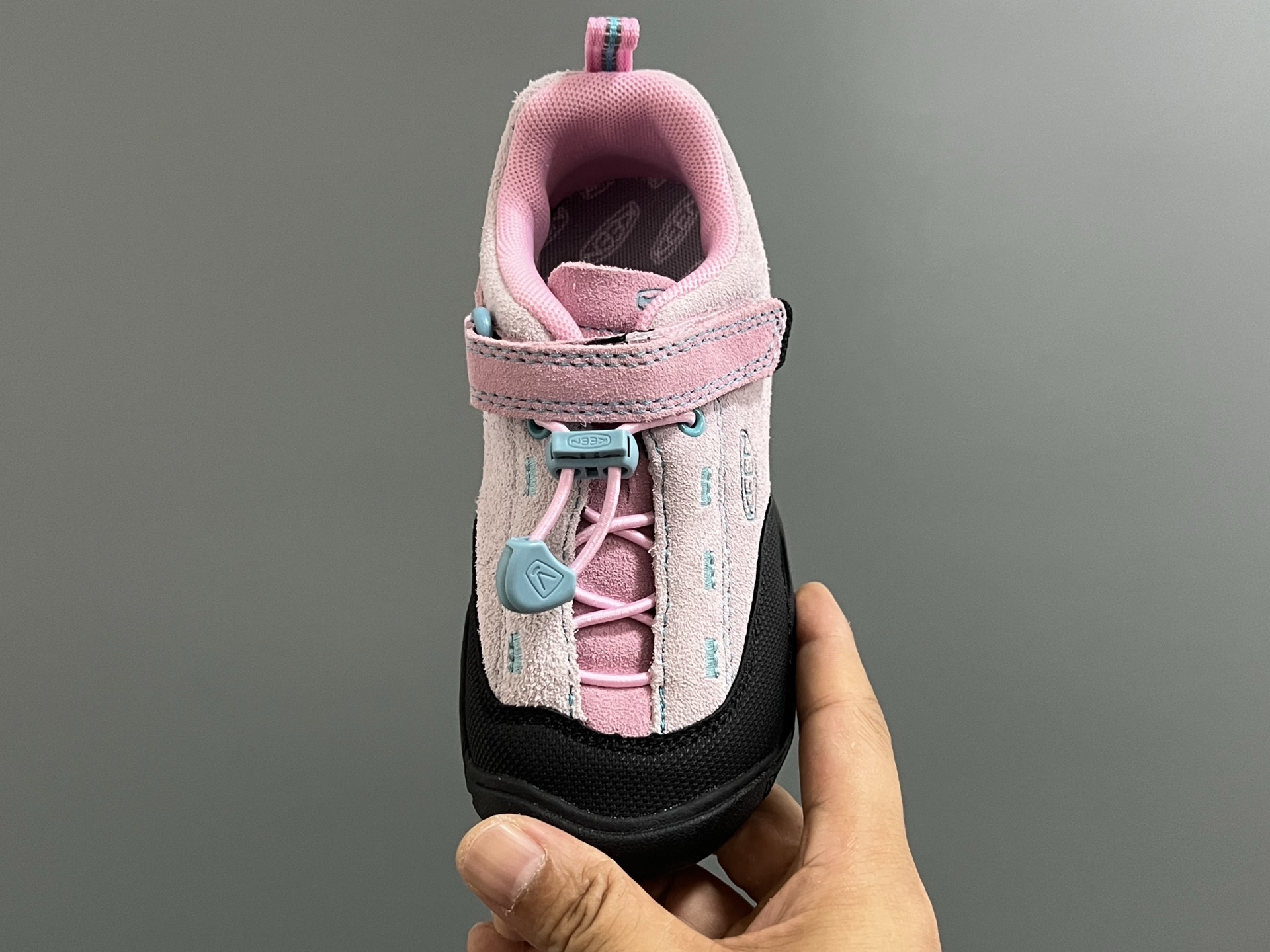 图片[6]-KEEN 新配色户外儿童登山鞋 尺码：24-37码 祖国版YYDS 新配色好好看😍 优质麂皮面料，轻微防水💧 魔术贴➕松紧带设计，穿脱方便✔️ 橡胶耐磨防滑大底，脚感超赞👍🏻-选品中心