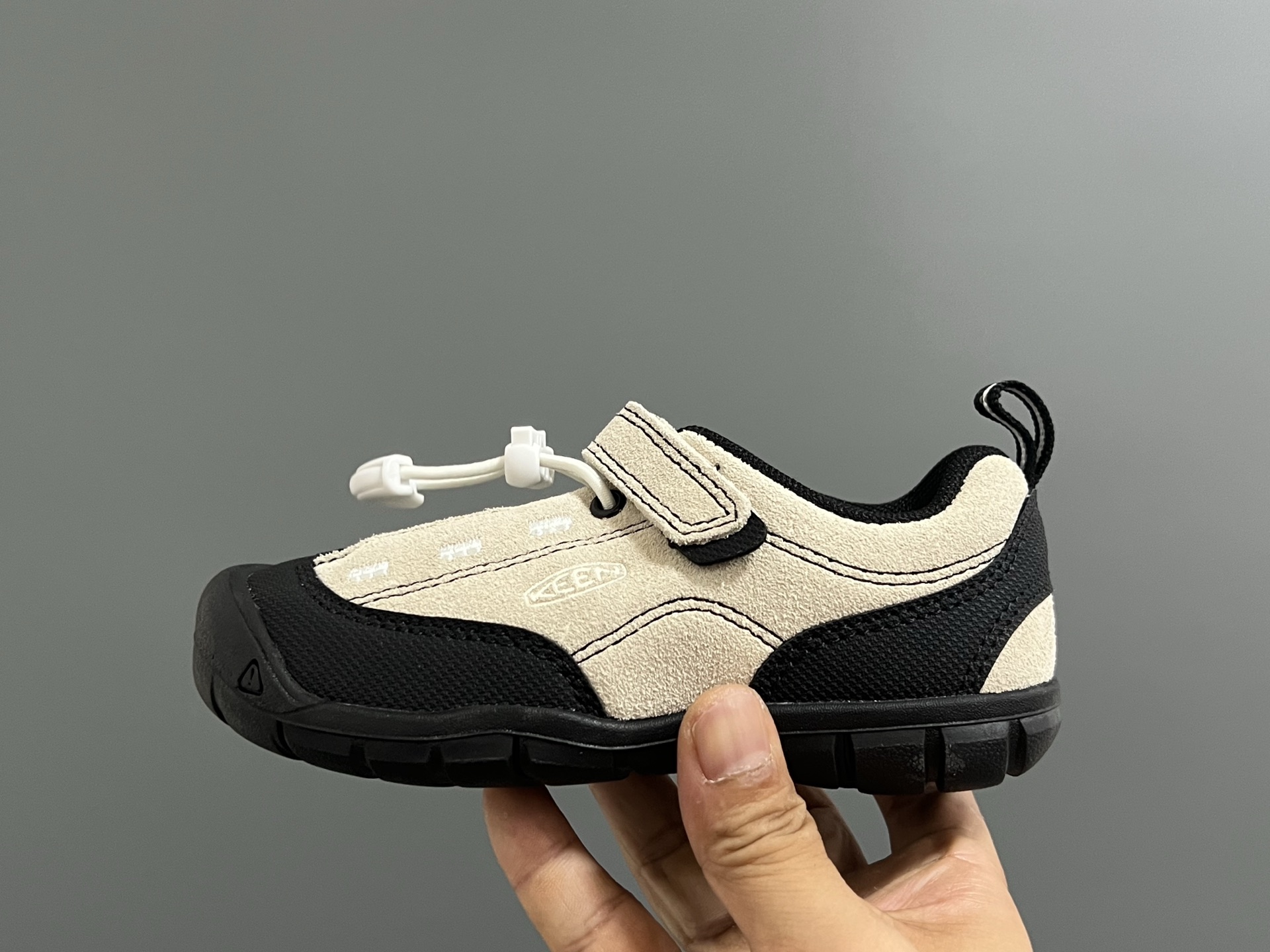 图片[4]-KEEN 新配色户外儿童登山鞋 尺码：24-37码 祖国版YYDS 新配色好好看😍 优质麂皮面料，轻微防水💧 魔术贴➕松紧带设计，穿脱方便✔️ 橡胶耐磨防滑大底，脚感超赞👍🏻-选品中心