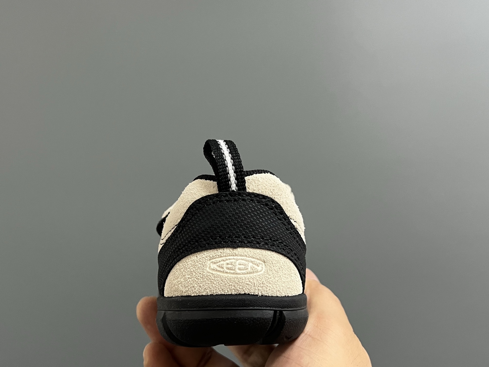 图片[8]-KEEN 新配色户外儿童登山鞋 尺码：24-37码 祖国版YYDS 新配色好好看😍 优质麂皮面料，轻微防水💧 魔术贴➕松紧带设计，穿脱方便✔️ 橡胶耐磨防滑大底，脚感超赞👍🏻-选品中心