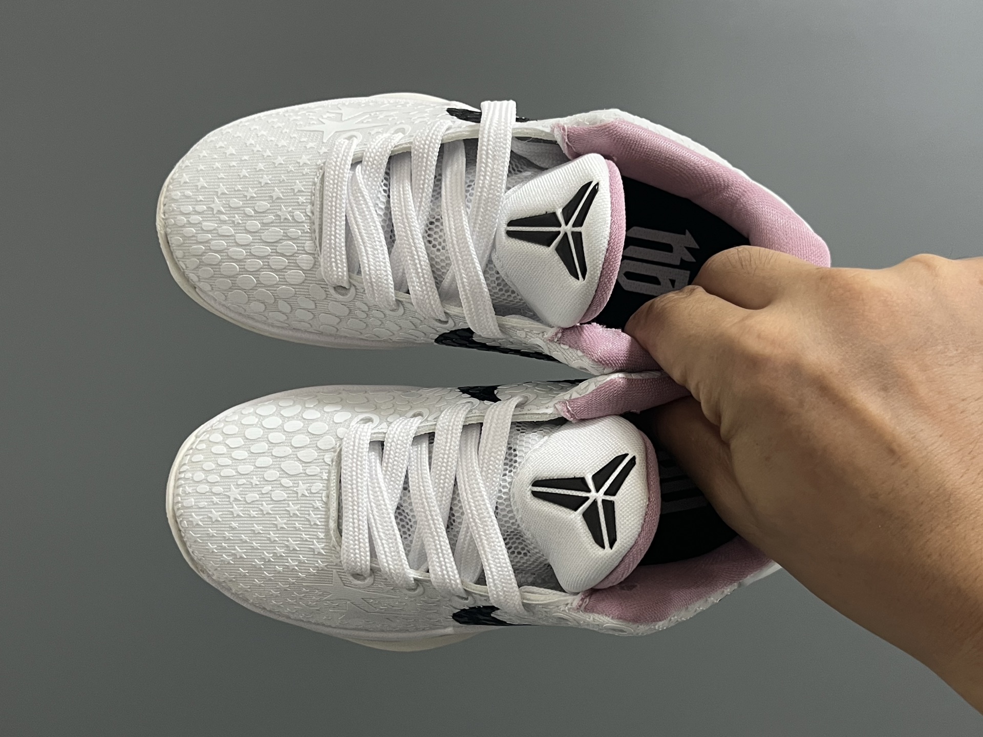 调NK 科比6代儿童系带篮球鞋28-39码 经典科比6代系列🏀 优质面料，透气又舒适☁️ 橡胶耐磨防滑大底，脚感不言而喻✌🏻-选品中心