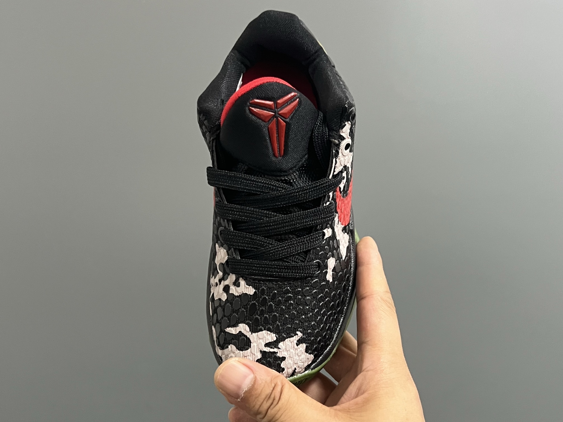 图片[8]-调NK 科比6代儿童系带篮球鞋28-39码 经典科比6代系列🏀 优质面料，透气又舒适☁️ 橡胶耐磨防滑大底，脚感不言而喻✌🏻-选品中心