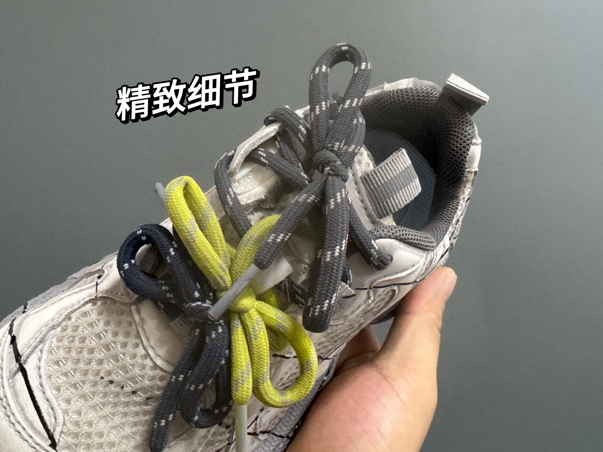 图片[2]-巴黎世家做旧网格线儿童魔术贴老爹鞋26-37码 魔术贴设计，穿脱超方便✌🏻 网面拼接，透气舒适☁️ 橡胶耐磨防滑大底，脚感超赞👍🏻-选品中心