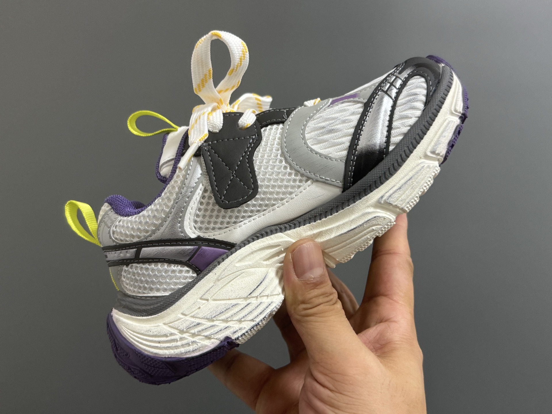 图片[5]-海外版巴黎世家10代儿童魔术贴老爹鞋26-37码 优质面料拼接，质感满满💯魔术贴设计，穿脱方便✌🏻耐磨防滑大底，脚感超赞👍🏻-选品中心