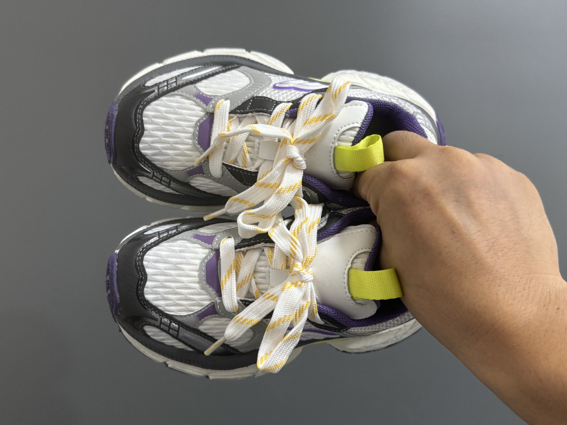 图片[2]-海外版巴黎世家10代儿童魔术贴老爹鞋26-37码 优质面料拼接，质感满满💯魔术贴设计，穿脱方便✌🏻耐磨防滑大底，脚感超赞👍🏻-选品中心