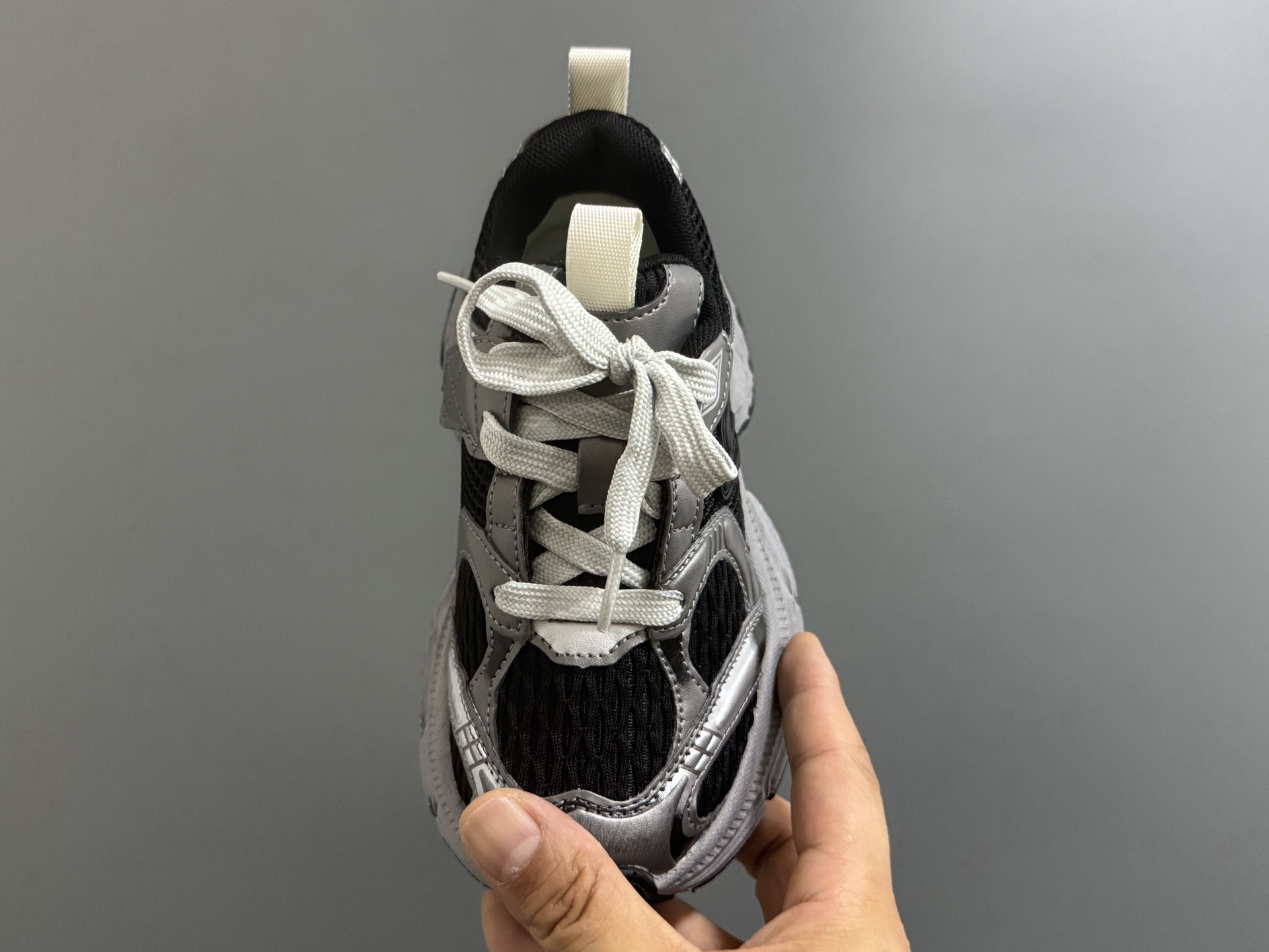 图片[8]-海外版巴黎世家10代儿童魔术贴老爹鞋26-37码 优质面料拼接，质感满满💯魔术贴设计，穿脱方便✌🏻耐磨防滑大底，脚感超赞👍🏻-选品中心