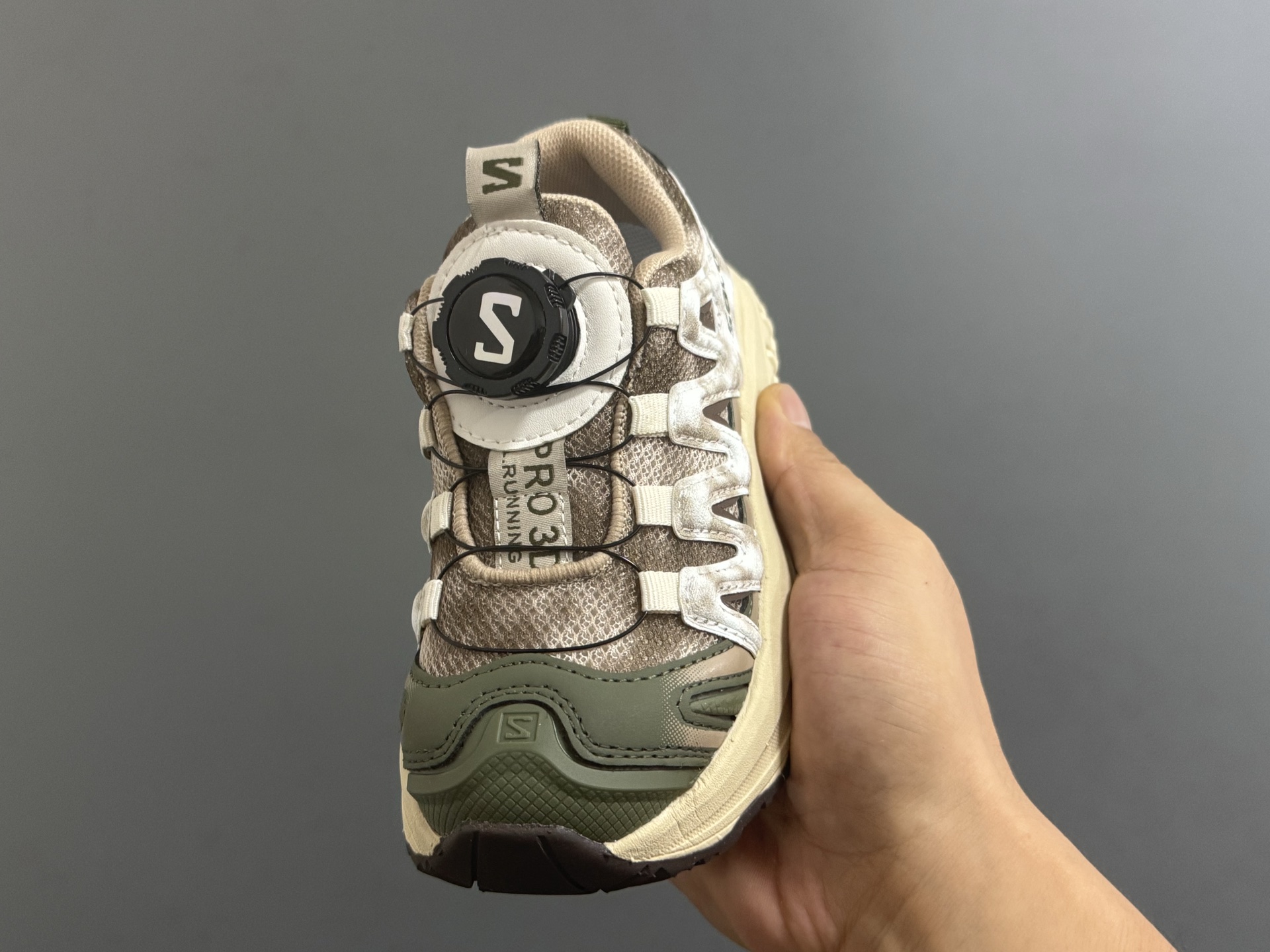 图片[3]-海外版萨家新款3D锁扣儿童运动鞋 尺码：26-37码 经典萨洛蒙3D系列 锁扣设计，穿脱方便✌🏻 耐磨防滑大底，脚感超赞👍🏻-选品中心