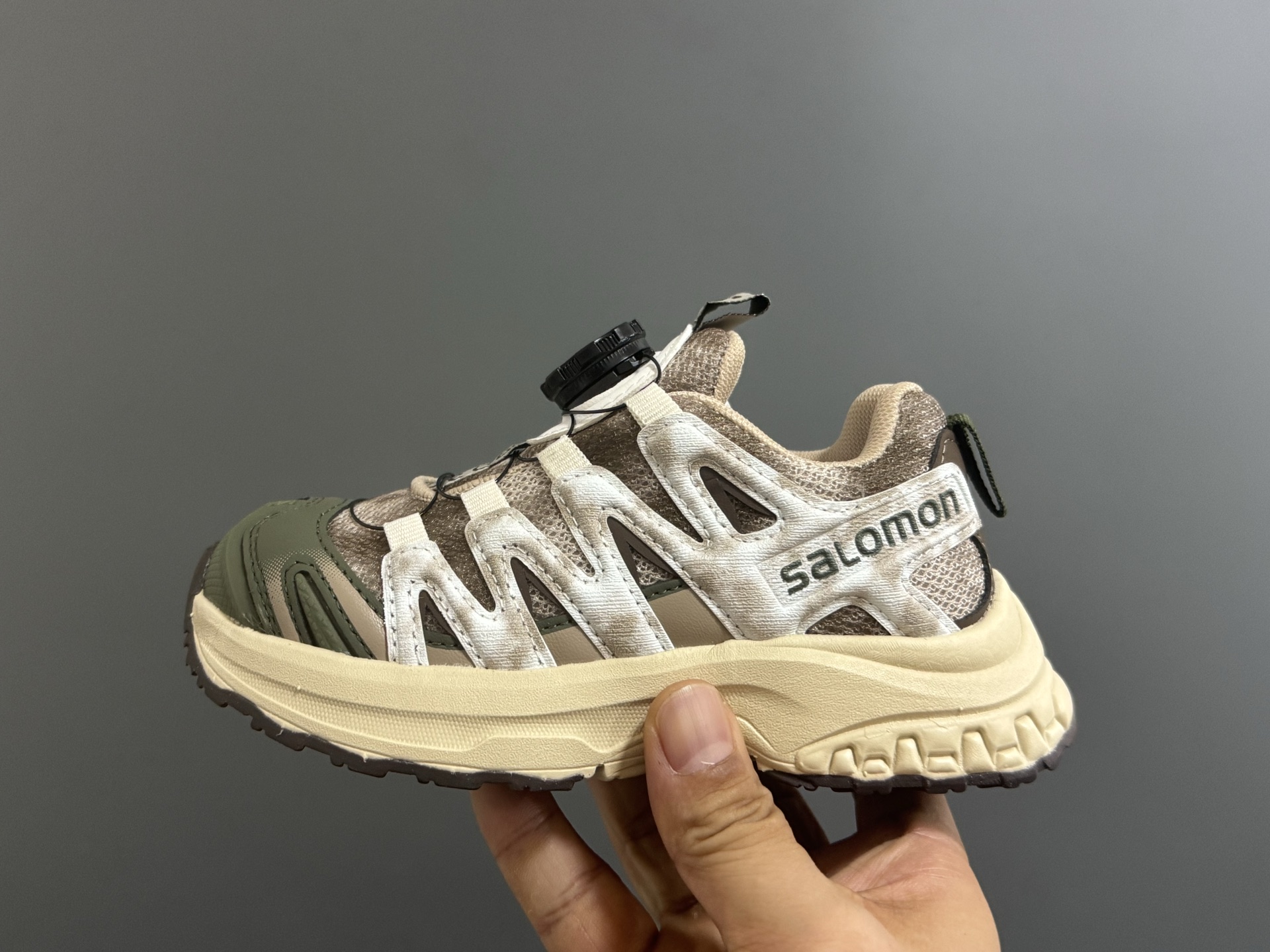 图片[4]-海外版萨家新款3D锁扣儿童运动鞋 尺码：26-37码 经典萨洛蒙3D系列 锁扣设计，穿脱方便✌🏻 耐磨防滑大底，脚感超赞👍🏻-选品中心